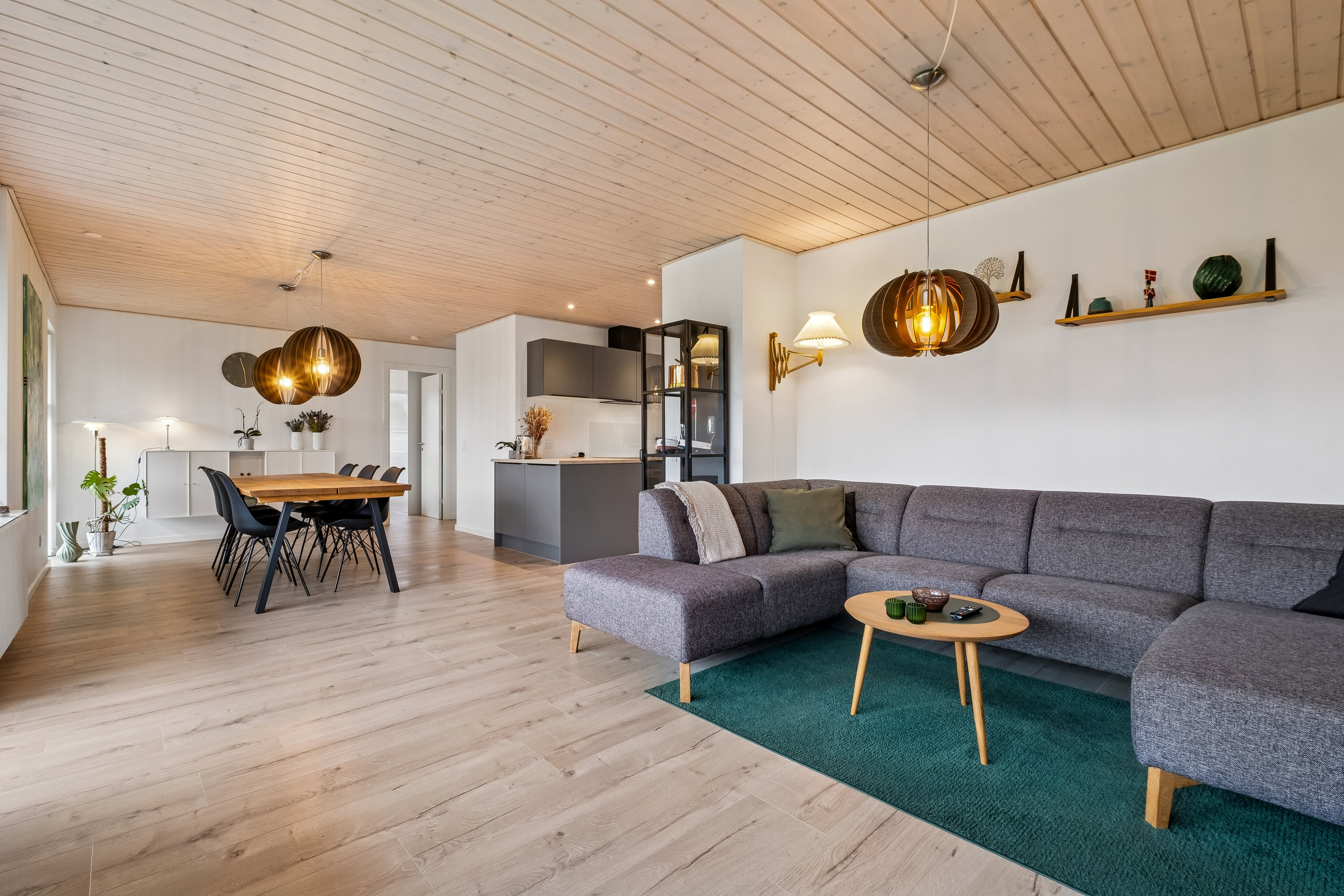 Fremhævet stue billede i fuldskærmstilstand. Billede af Ærtevej 6, Tyrsted, 8700 Horsens