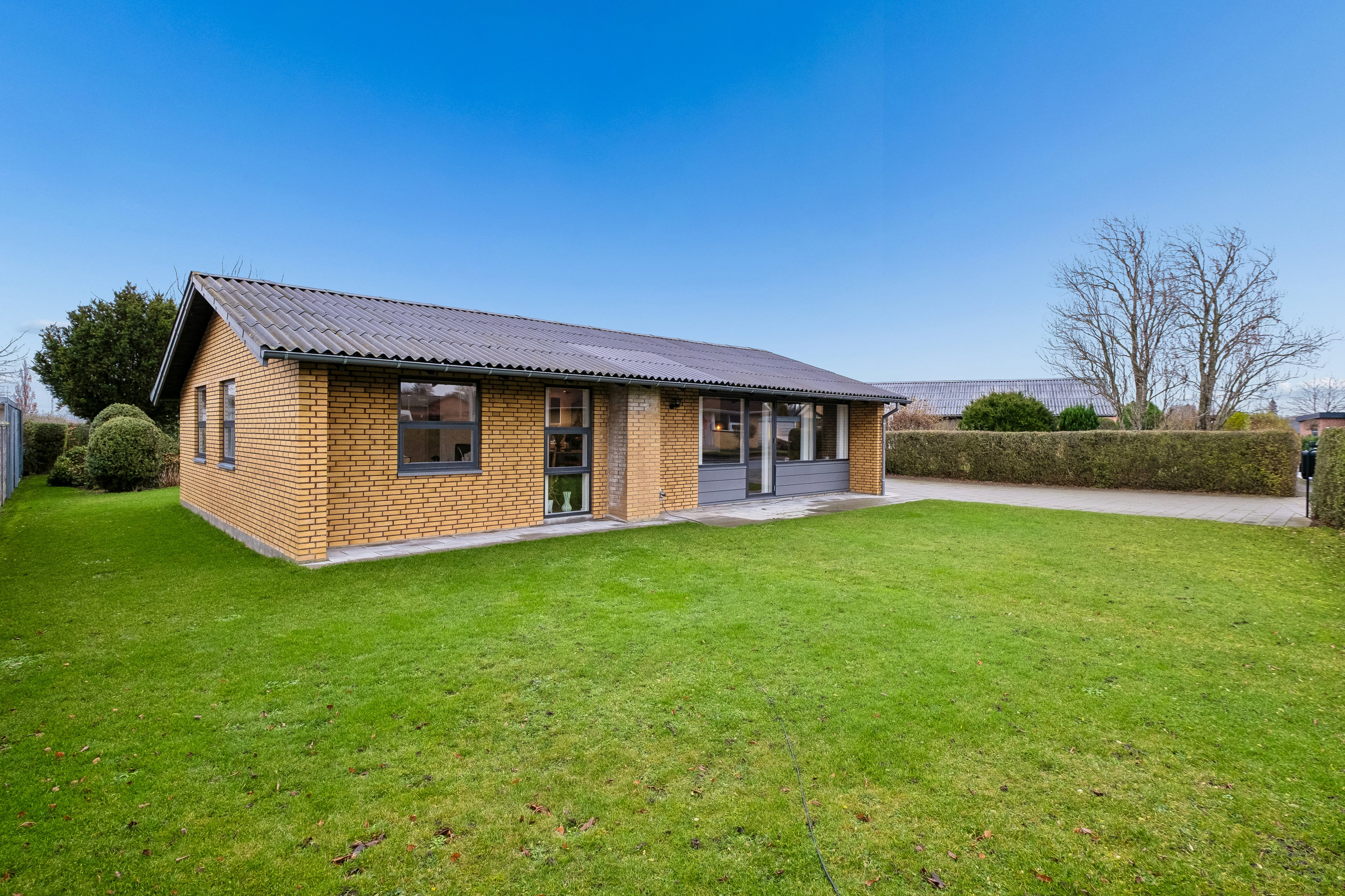 Fremhævet facade billede i fuldskærmstilstand. Billede af Ærtevej 6, Tyrsted, 8700 Horsens