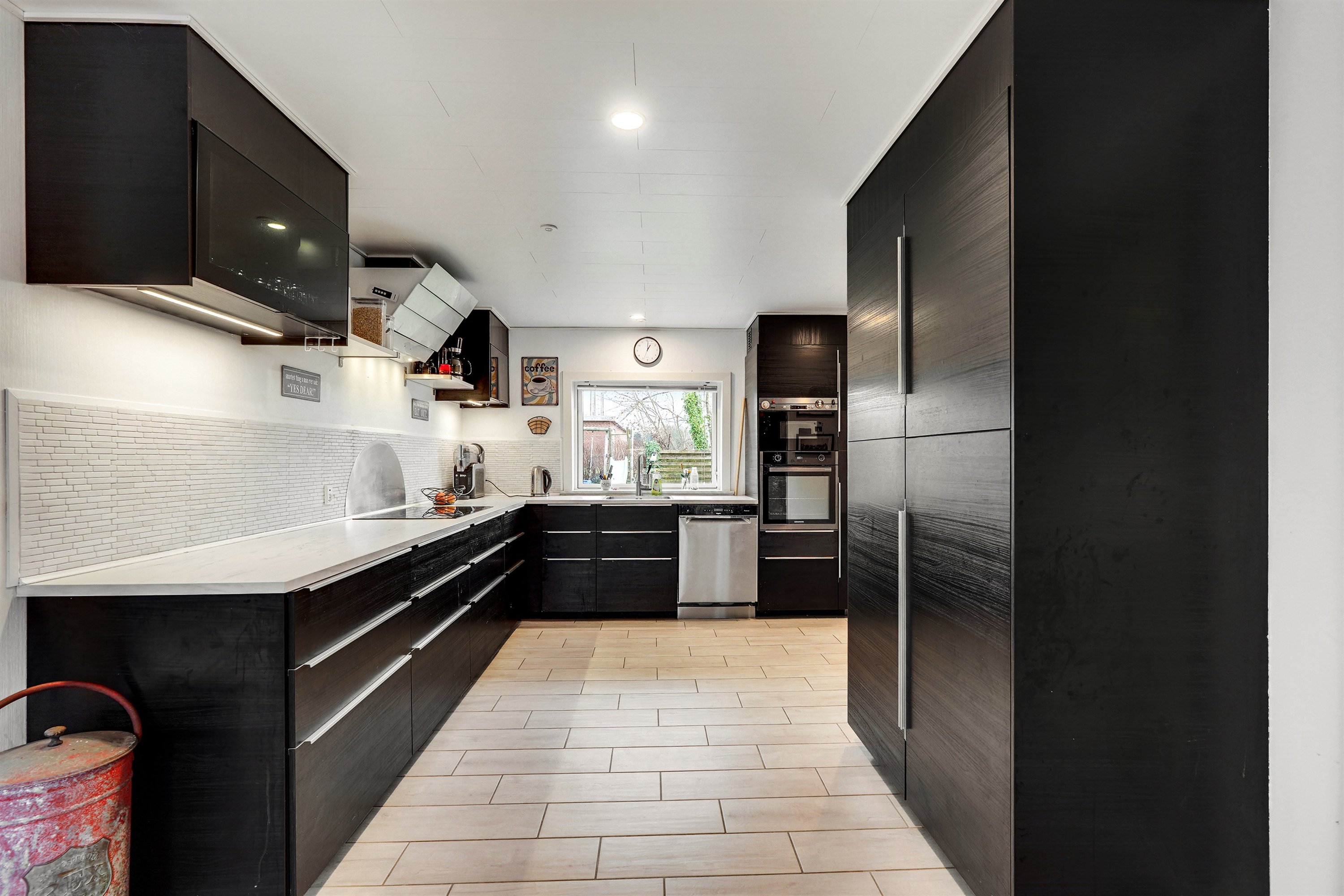 Fremhævet køkken billede i fuldskærmstilstand. Billede af Skjoldbjergvej 6B, 6623 Vorbasse