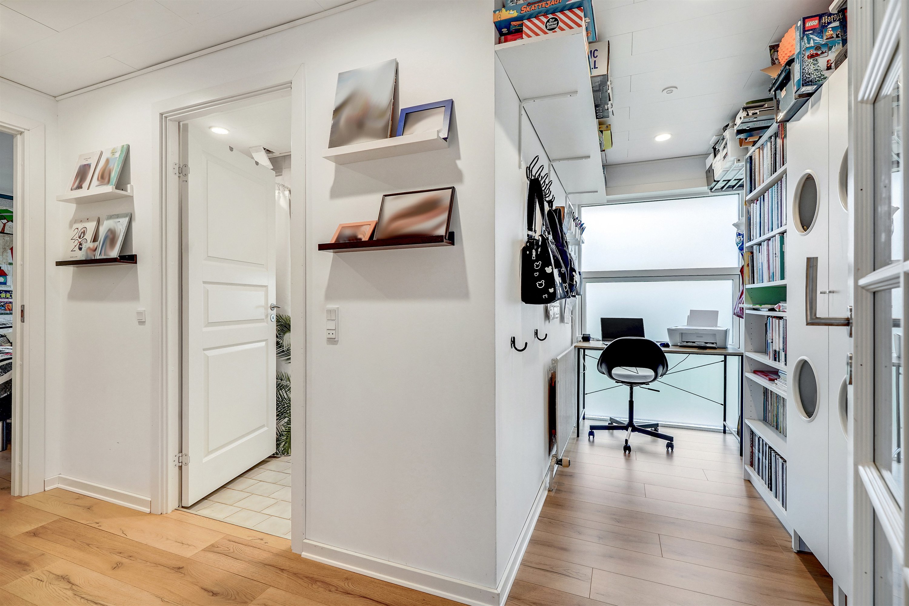 Fremhævet kontor billede i fuldskærmstilstand. Billede af Skjoldbjergvej 6B, 6623 Vorbasse