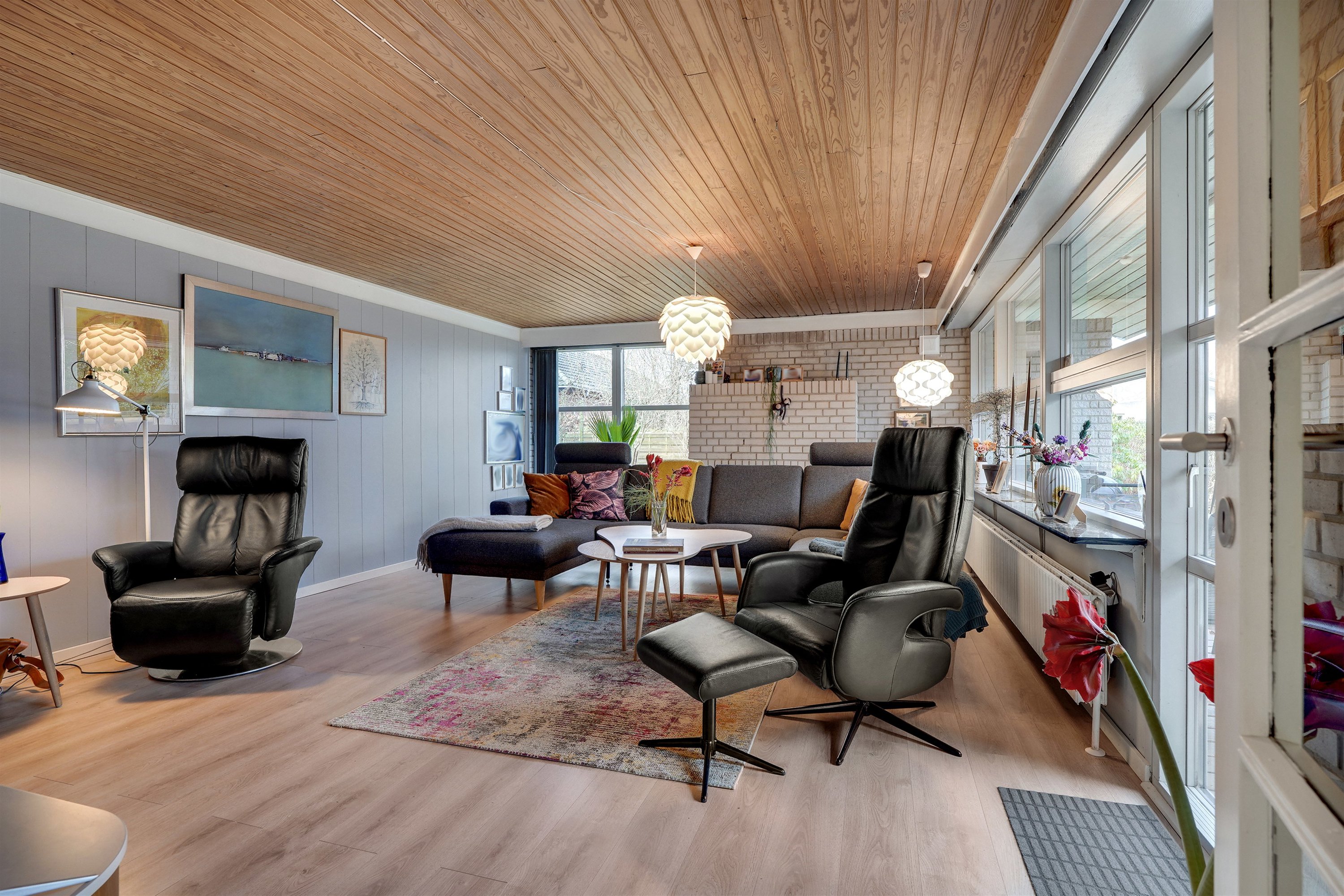 Fremhævet stue billede i fuldskærmstilstand. Billede af Toften 47, 7190 Billund