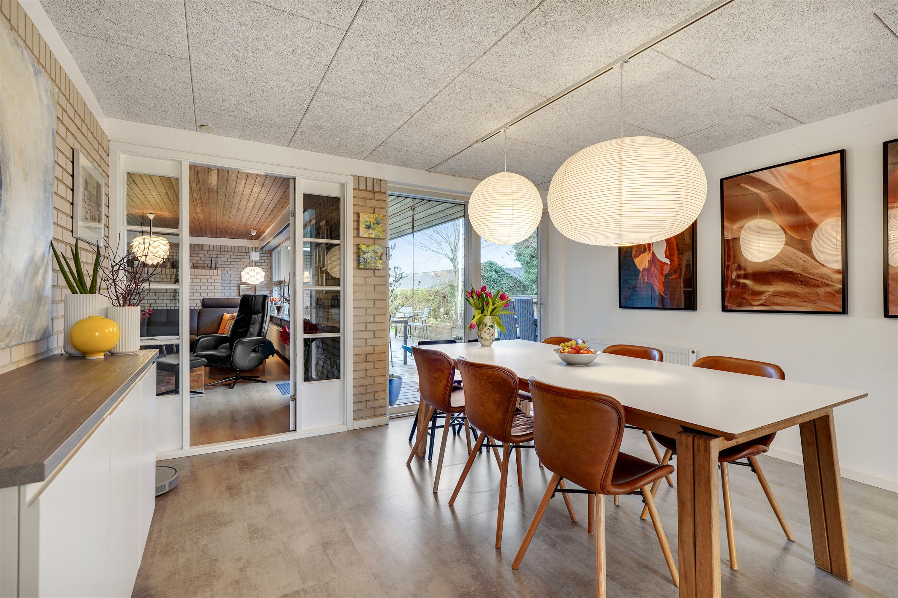 Fremhævet spisestue billede i fuldskærmstilstand. Billede af Toften 47, 7190 Billund