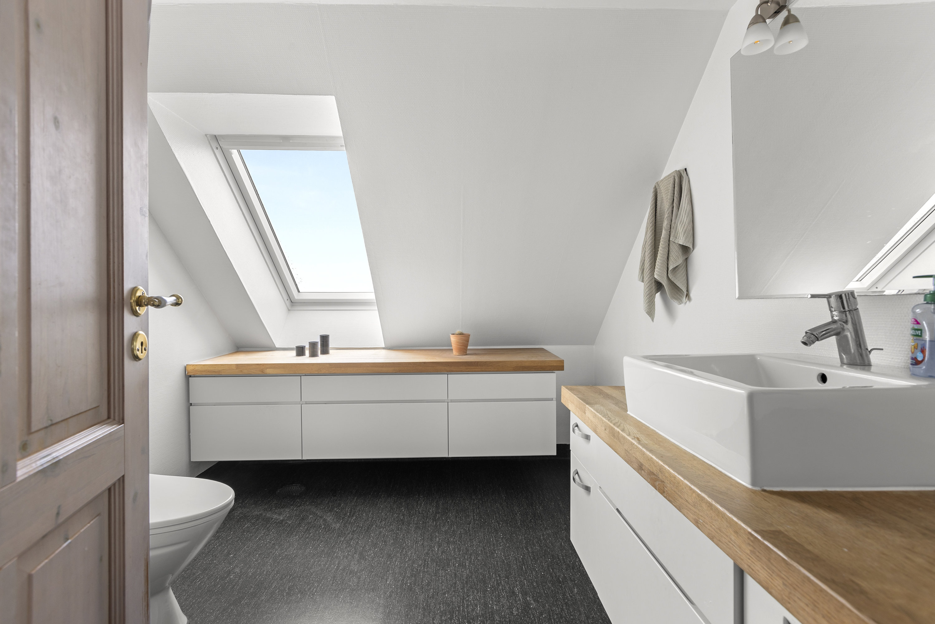 Fremhævet badeværelse billede i fuldskærmstilstand. Billede af Balstrupvej 116, Balstrup, 4100 Ringsted