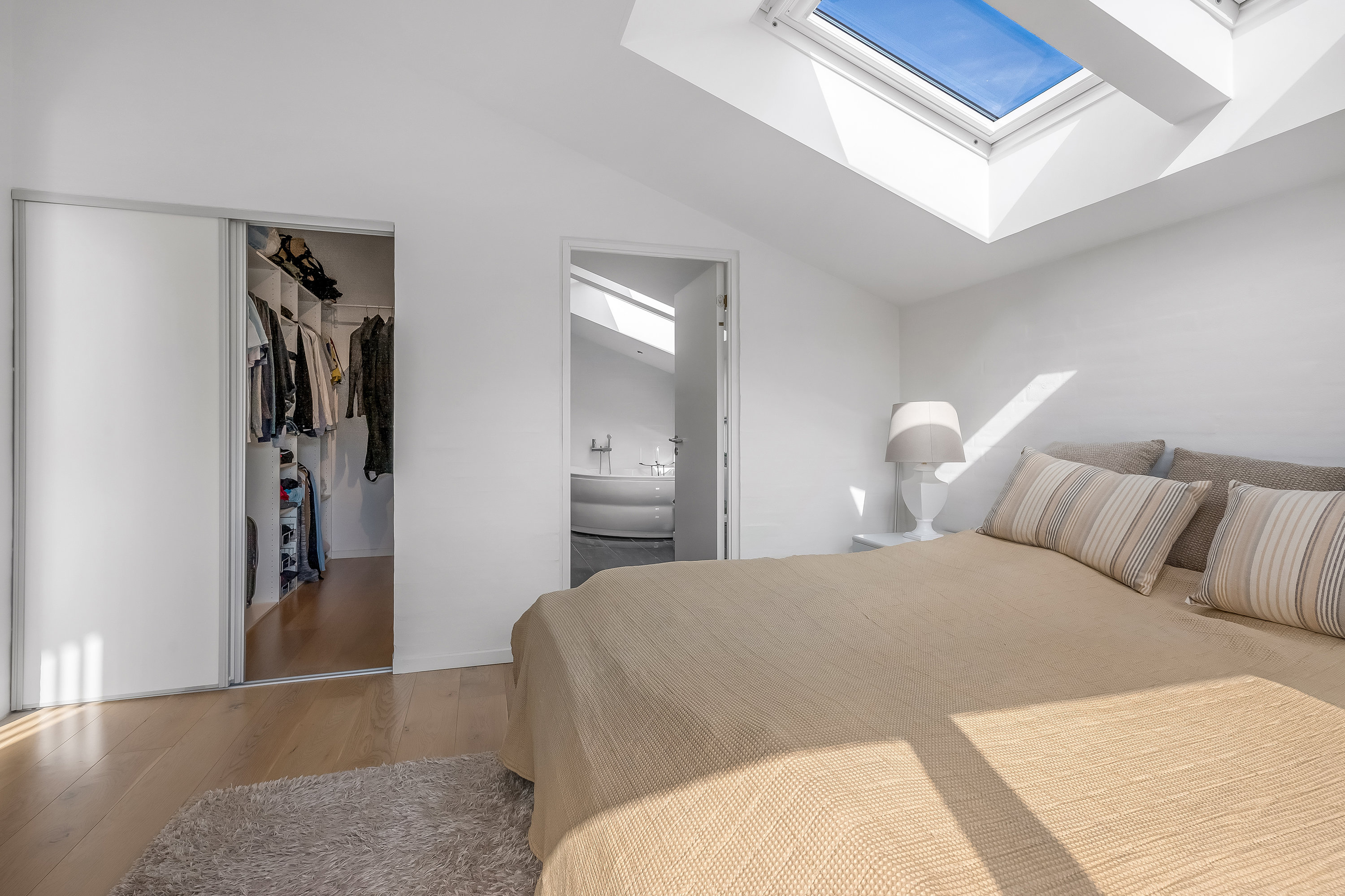 Fremhævet soveværelse billede i fuldskærmstilstand. Billede af Ravperlen 8, Mejrup, 7500 Holstebro