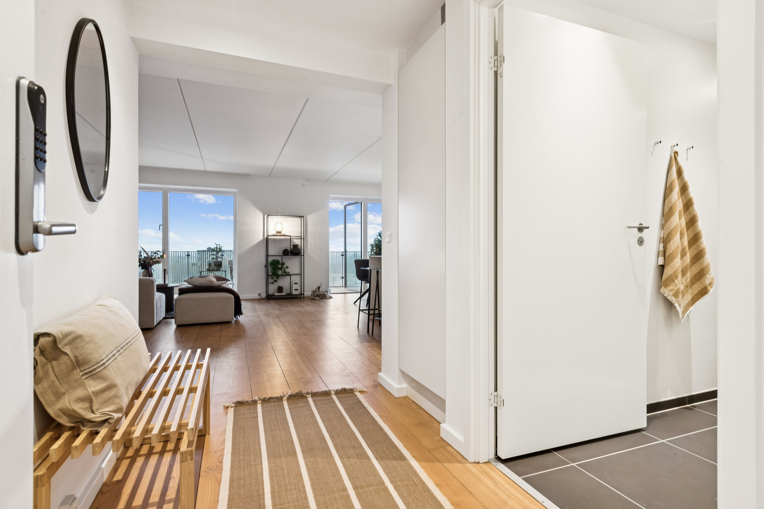 Fremhævet hall billede i fuldskærmstilstand. Billede af Rundholtsvej 28, 15. 1., 2300 København S