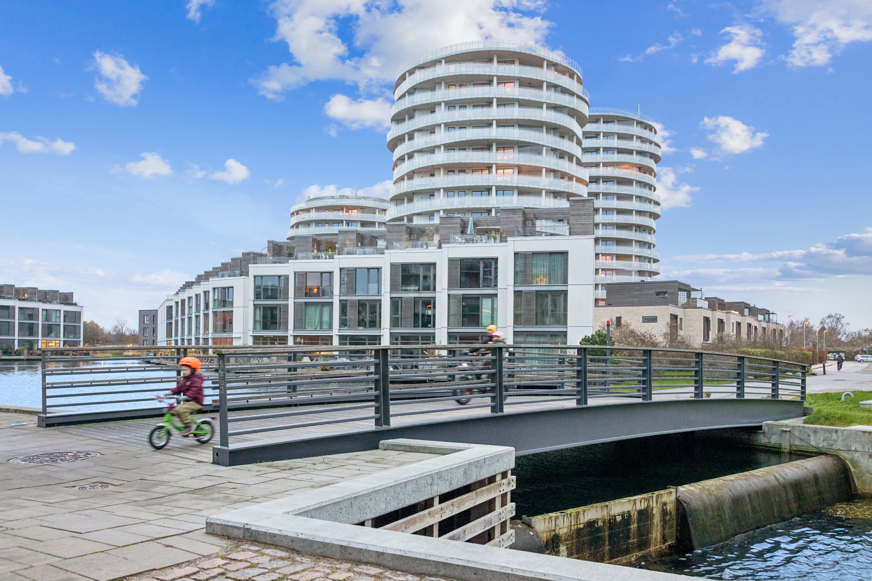 Fremhævet ejendommen billede i fuldskærmstilstand. Billede af Rundholtsvej 28, 15. 1., 2300 København S