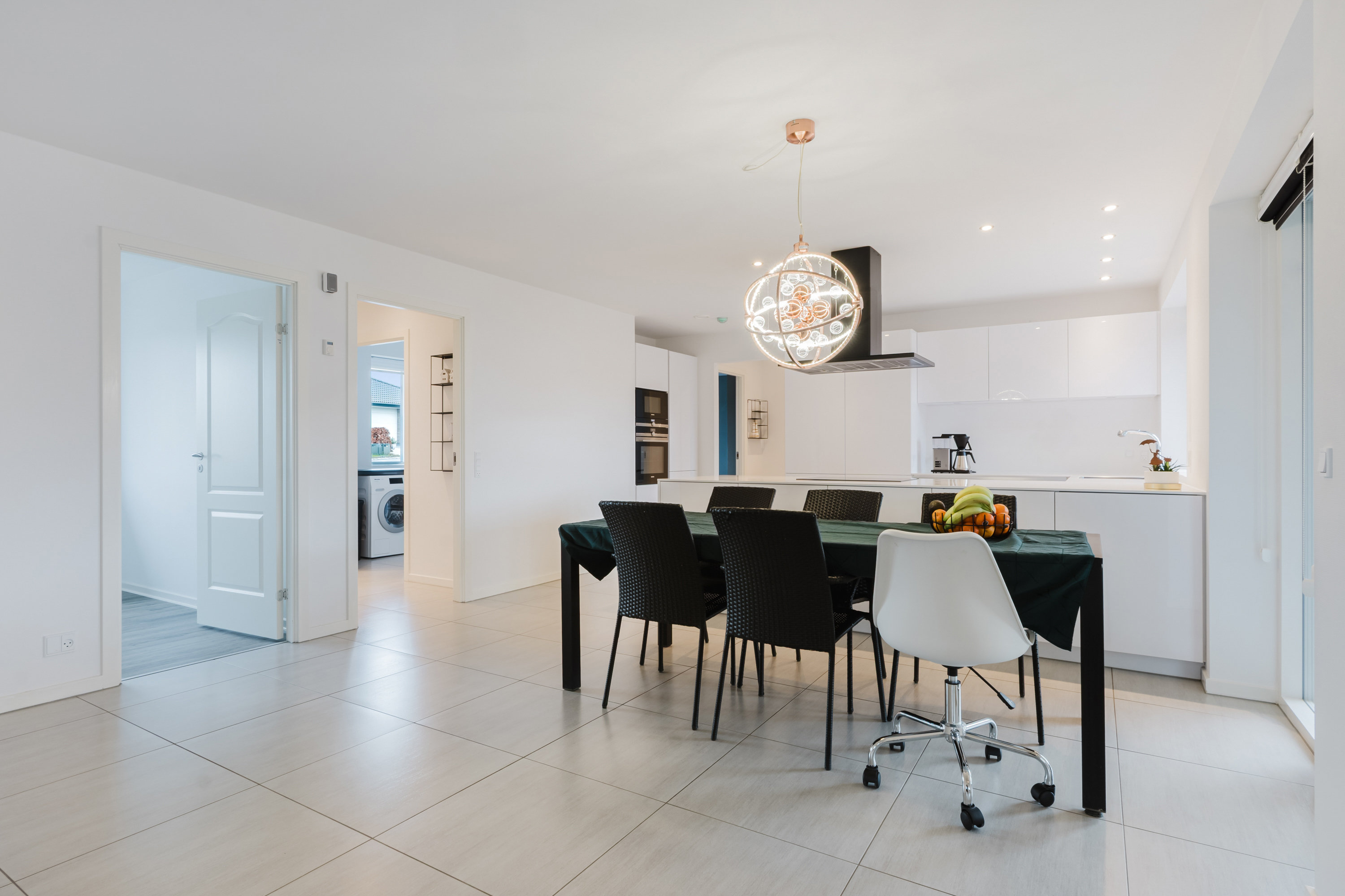 Fremhævet stue billede i fuldskærmstilstand. Billede af Langhuse 23, 5800 Nyborg