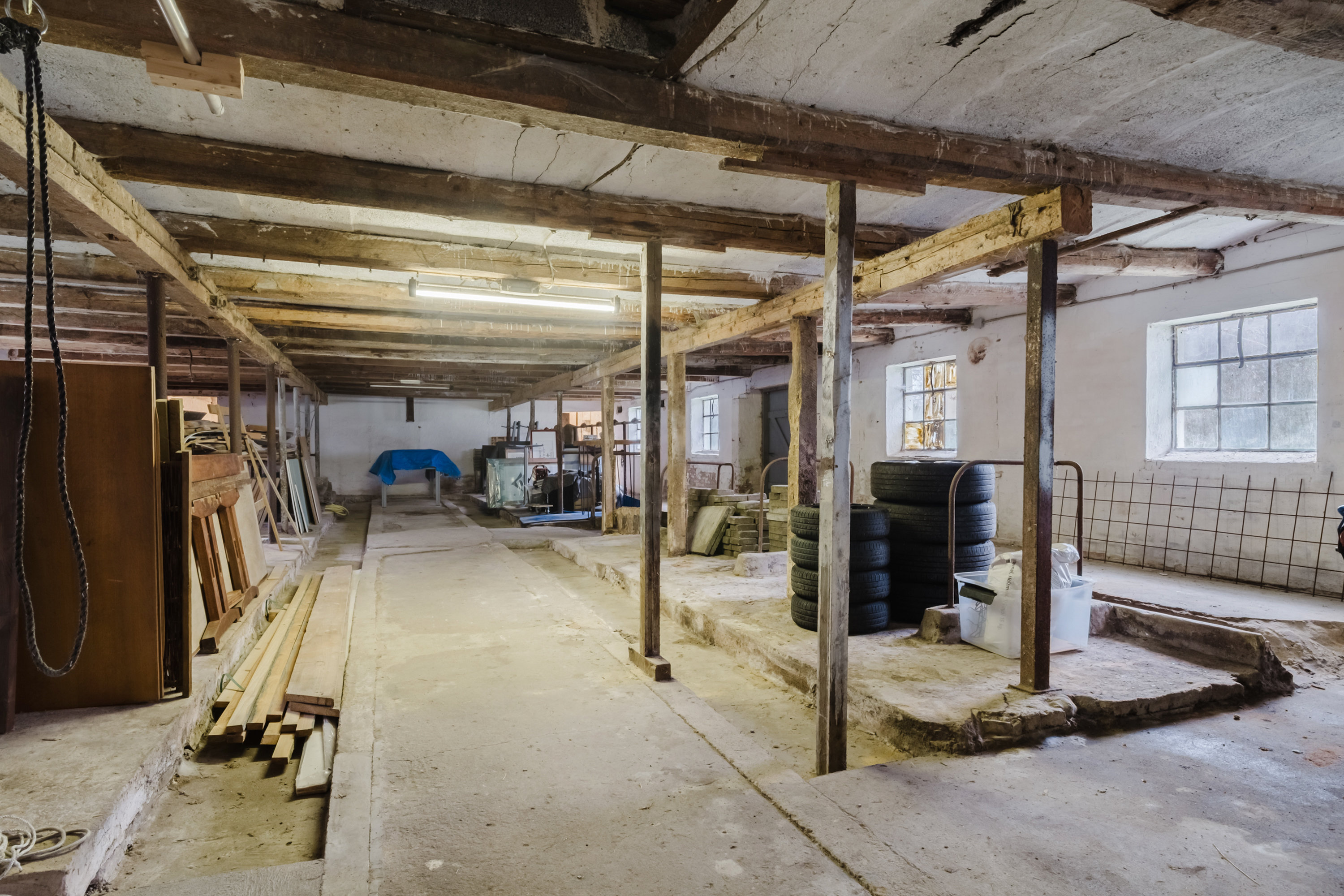 Fremhævet garage billede i fuldskærmstilstand. Billede af Solevadvej 40, Solevad, 5690 Tommerup