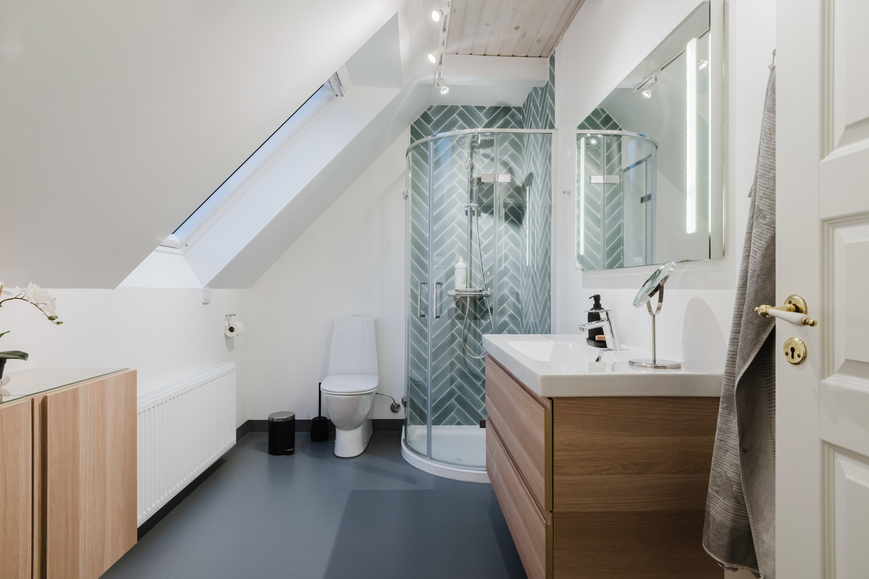 Fremhævet badeværelse billede i fuldskærmstilstand. Billede af Solevadvej 40, Solevad, 5690 Tommerup