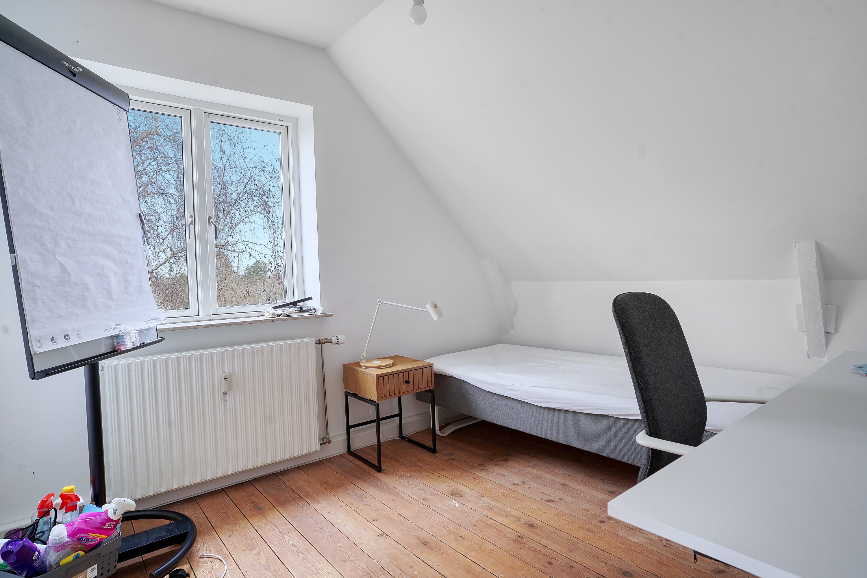 Fremhævet værelse billede i fuldskærmstilstand. Billede af Jespervej 124B, 2., 3400 Hillerød