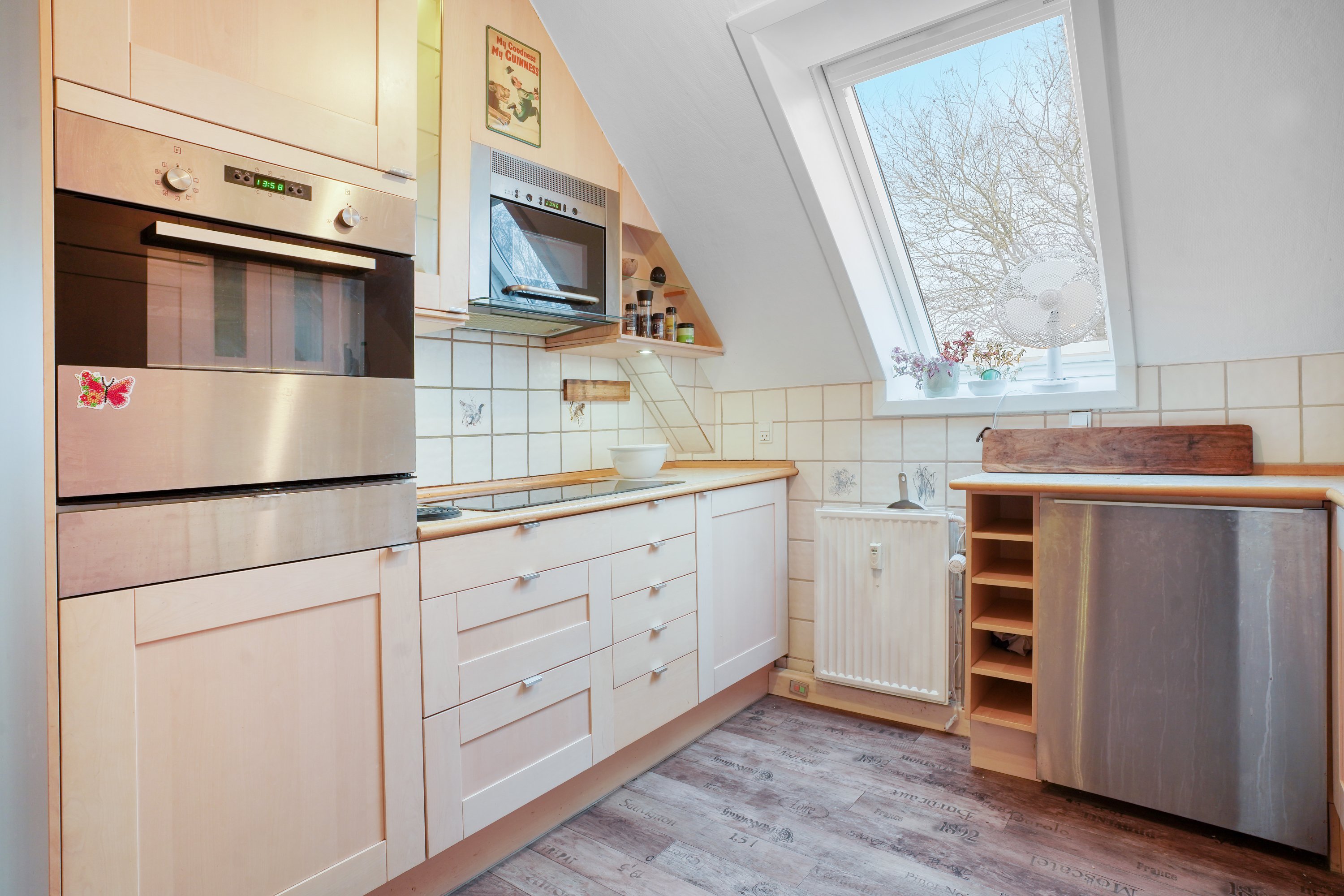 Miniaturebillede 1: køkken. Billede af Jespervej 124B, 2., 3400 Hillerød