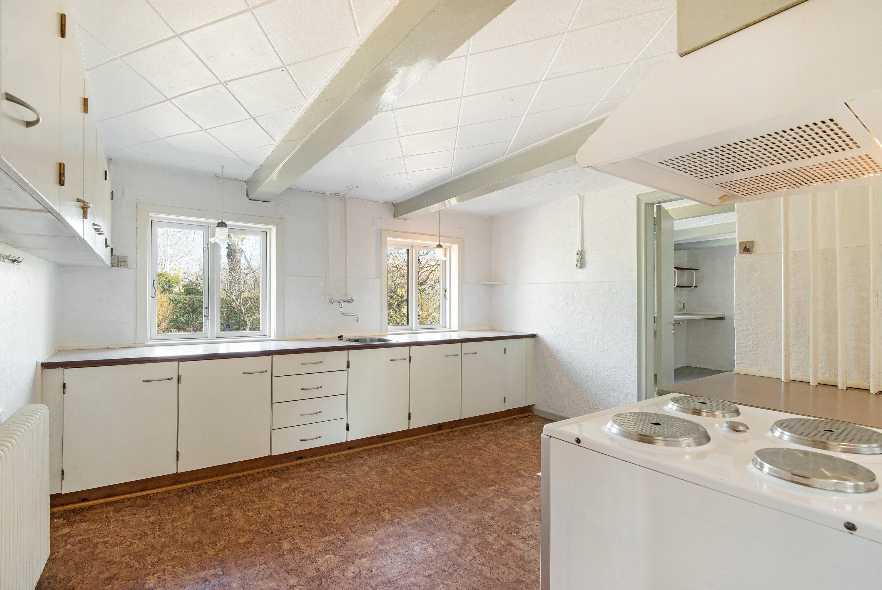 Fremhævet køkken billede i fuldskærmstilstand. Billede af Damhusvej 6, 9830 Tårs