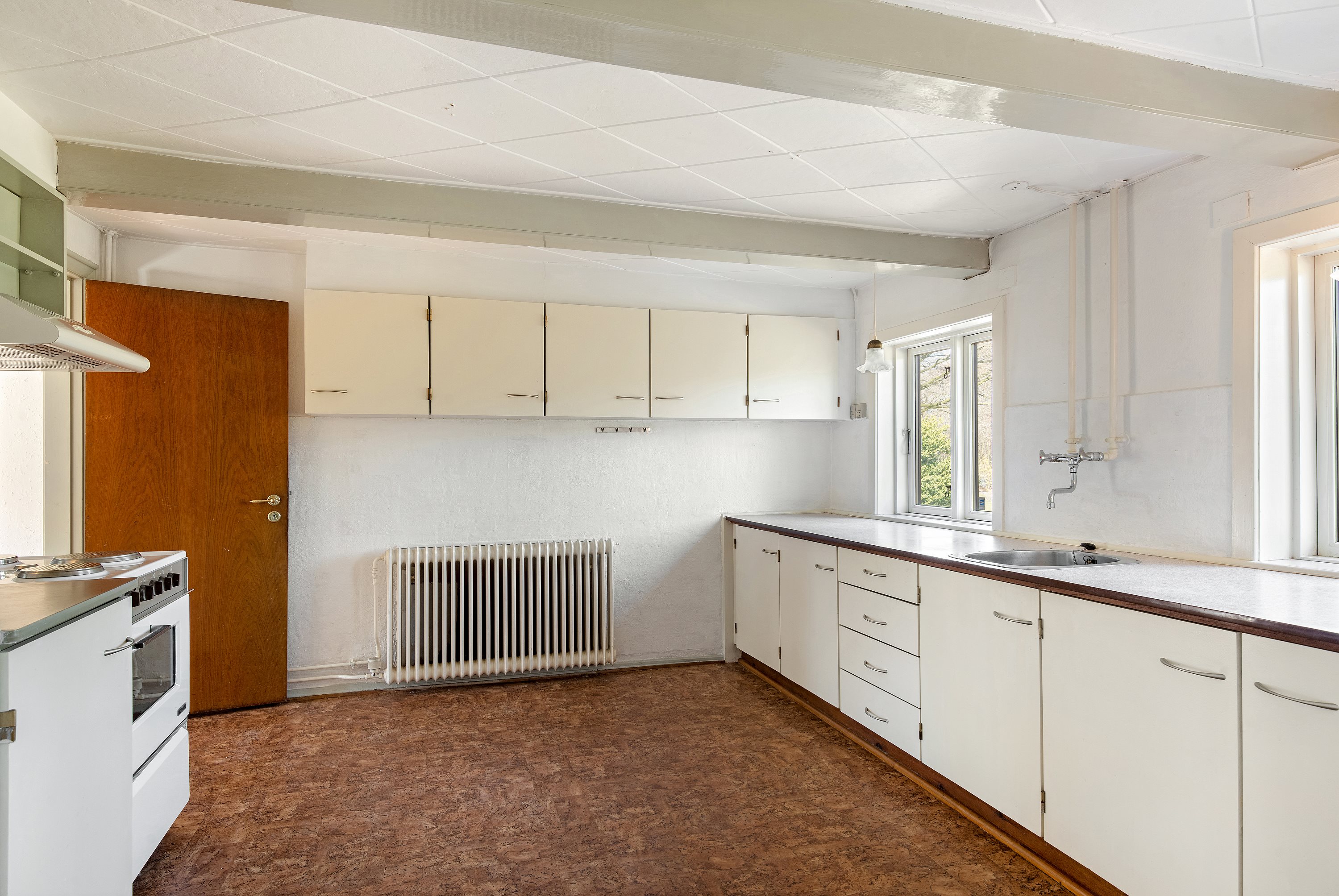 Fremhævet køkken billede i fuldskærmstilstand. Billede af Damhusvej 6, 9830 Tårs