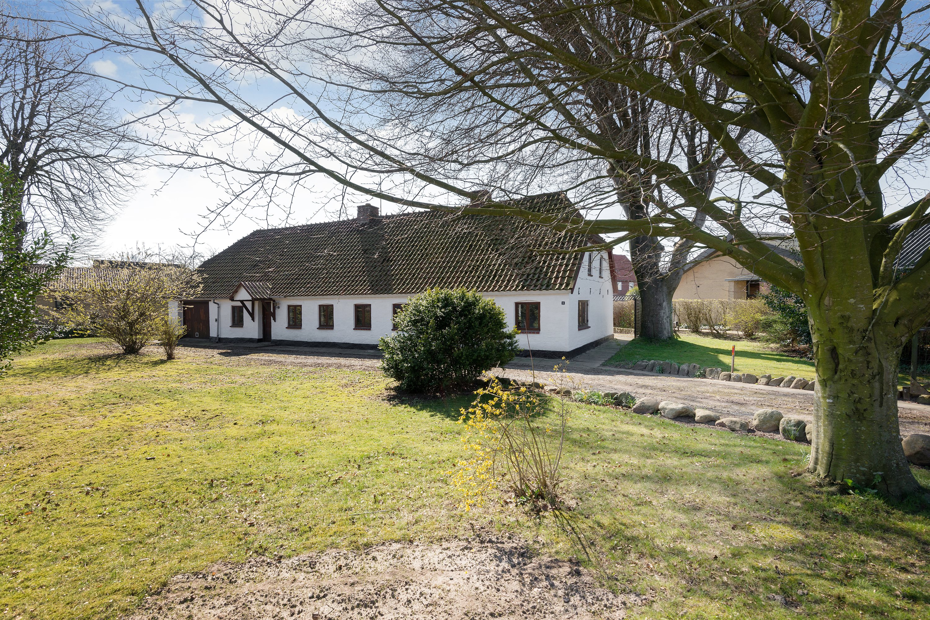 Fremhævet have billede i fuldskærmstilstand. Billede af Damhusvej 6, 9830 Tårs