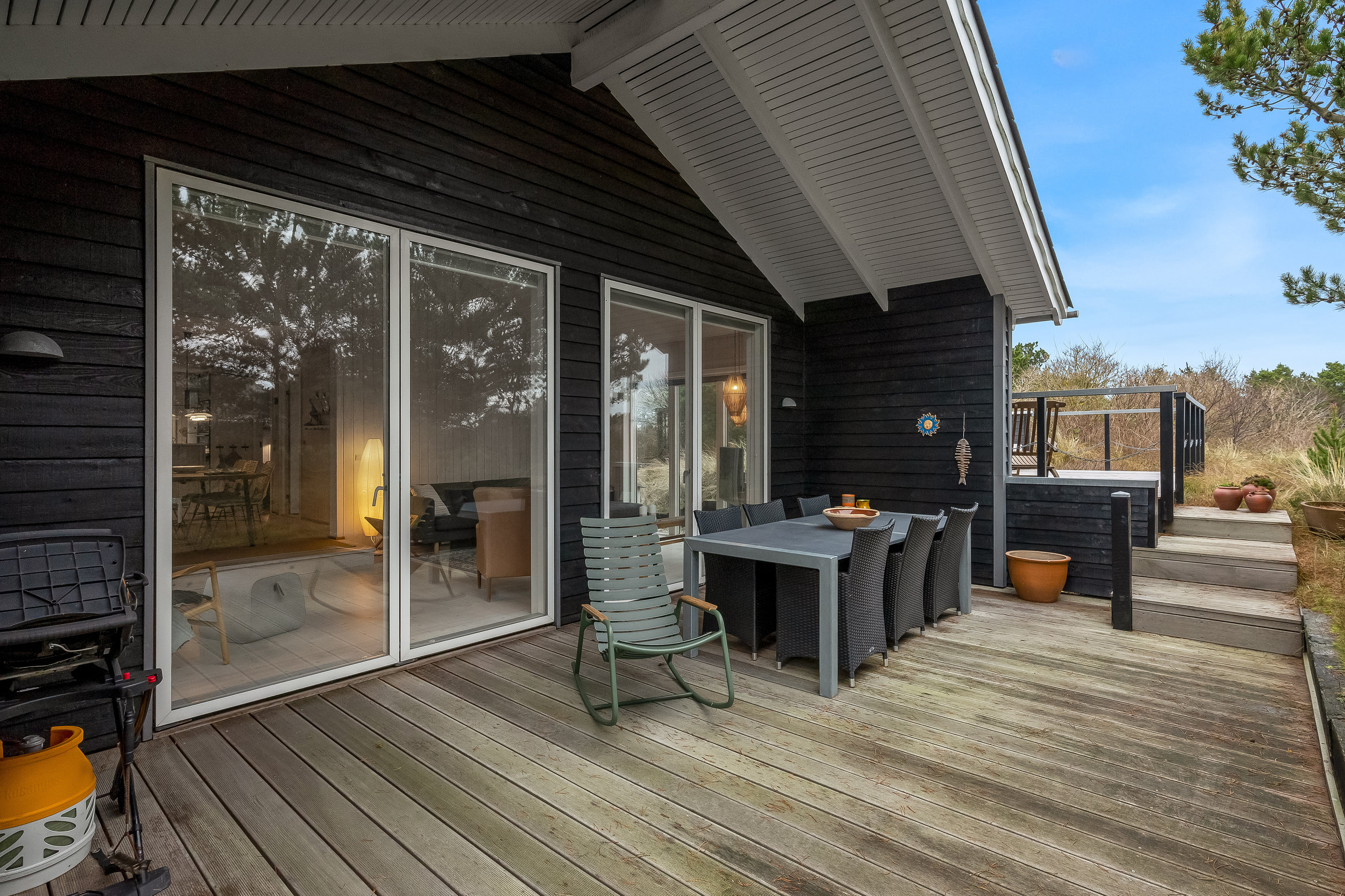 Fremhævet terrasse billede i fuldskærmstilstand. Billede af P Snejkers Vej 7, Søndervig, 6950 Ringkøbing