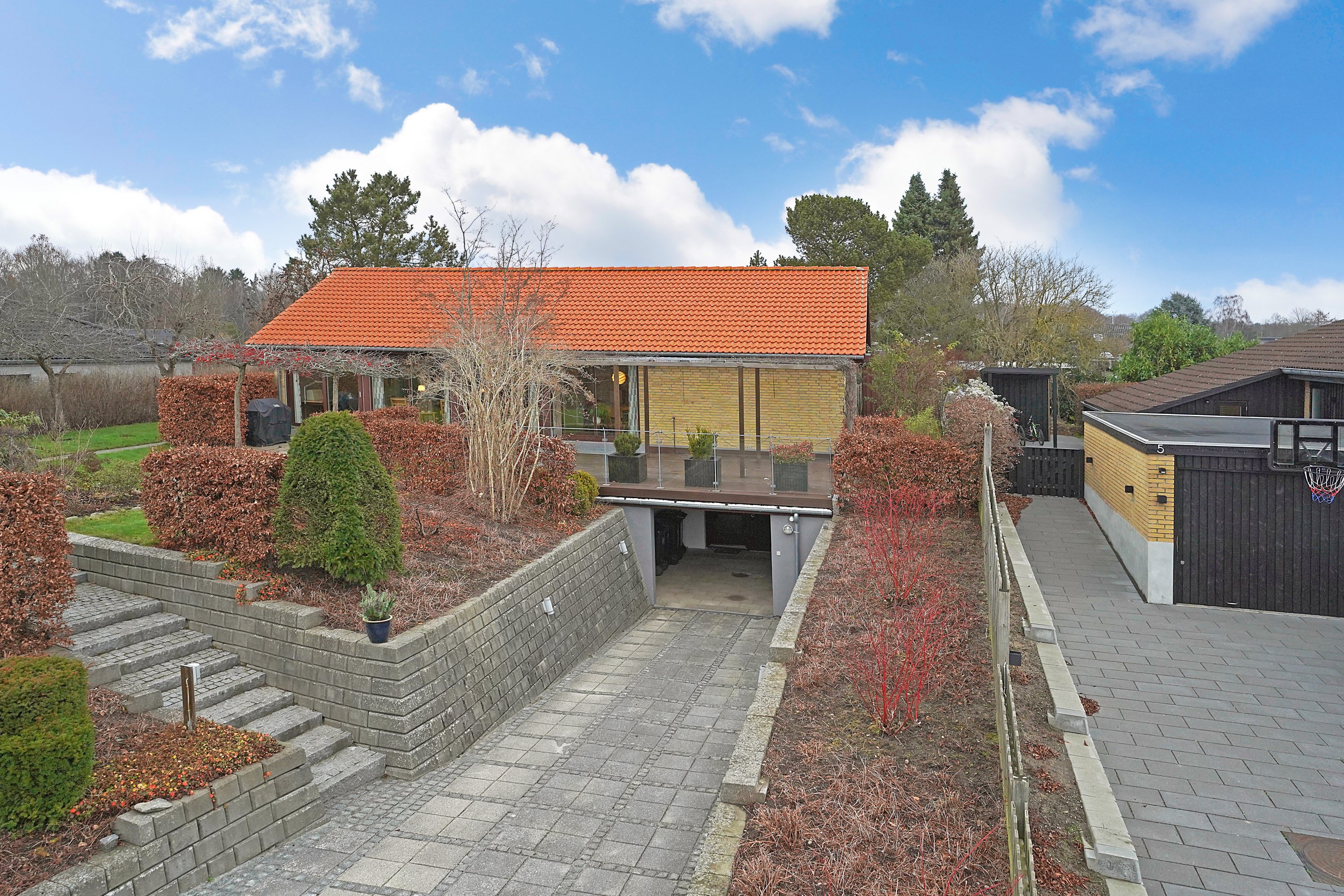 Fremhævet ejendommen billede i fuldskærmstilstand. Billede af Stenholtsvænget 3, 3400 Hillerød