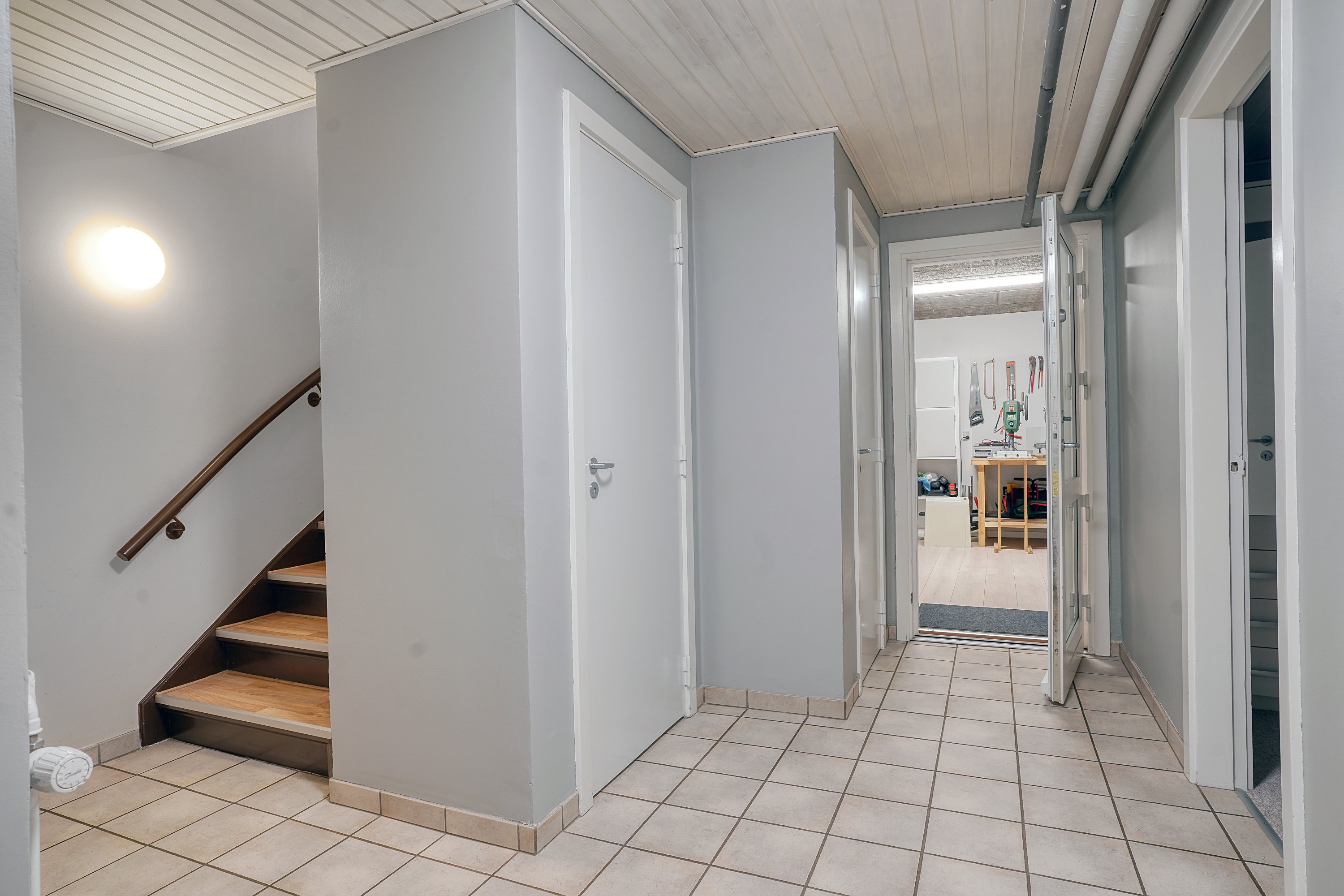 Fremhævet kælder billede i fuldskærmstilstand. Billede af Stenholtsvænget 3, 3400 Hillerød