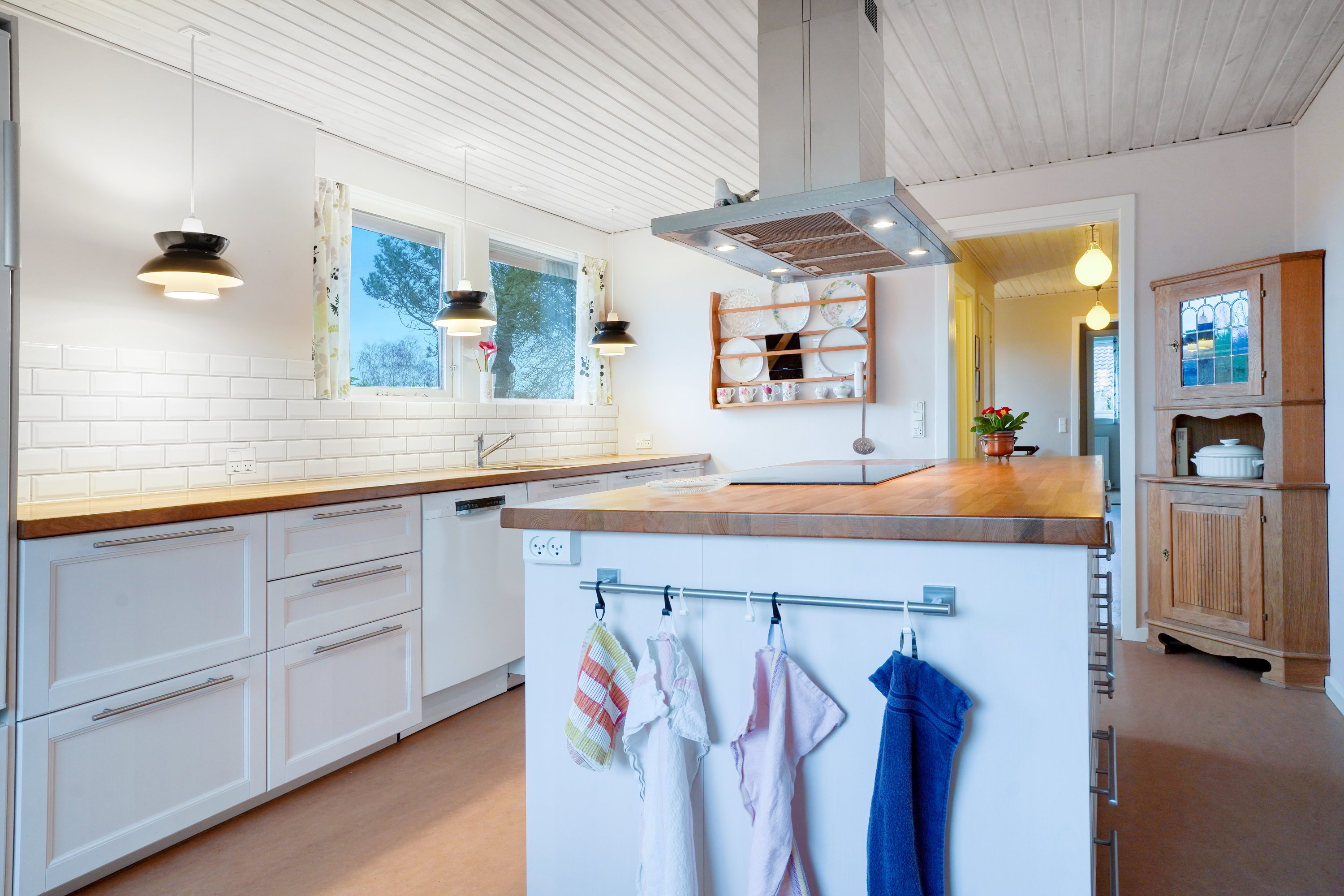 Miniaturebillede 1: køkken. Billede af Stenholtsvænget 3, 3400 Hillerød