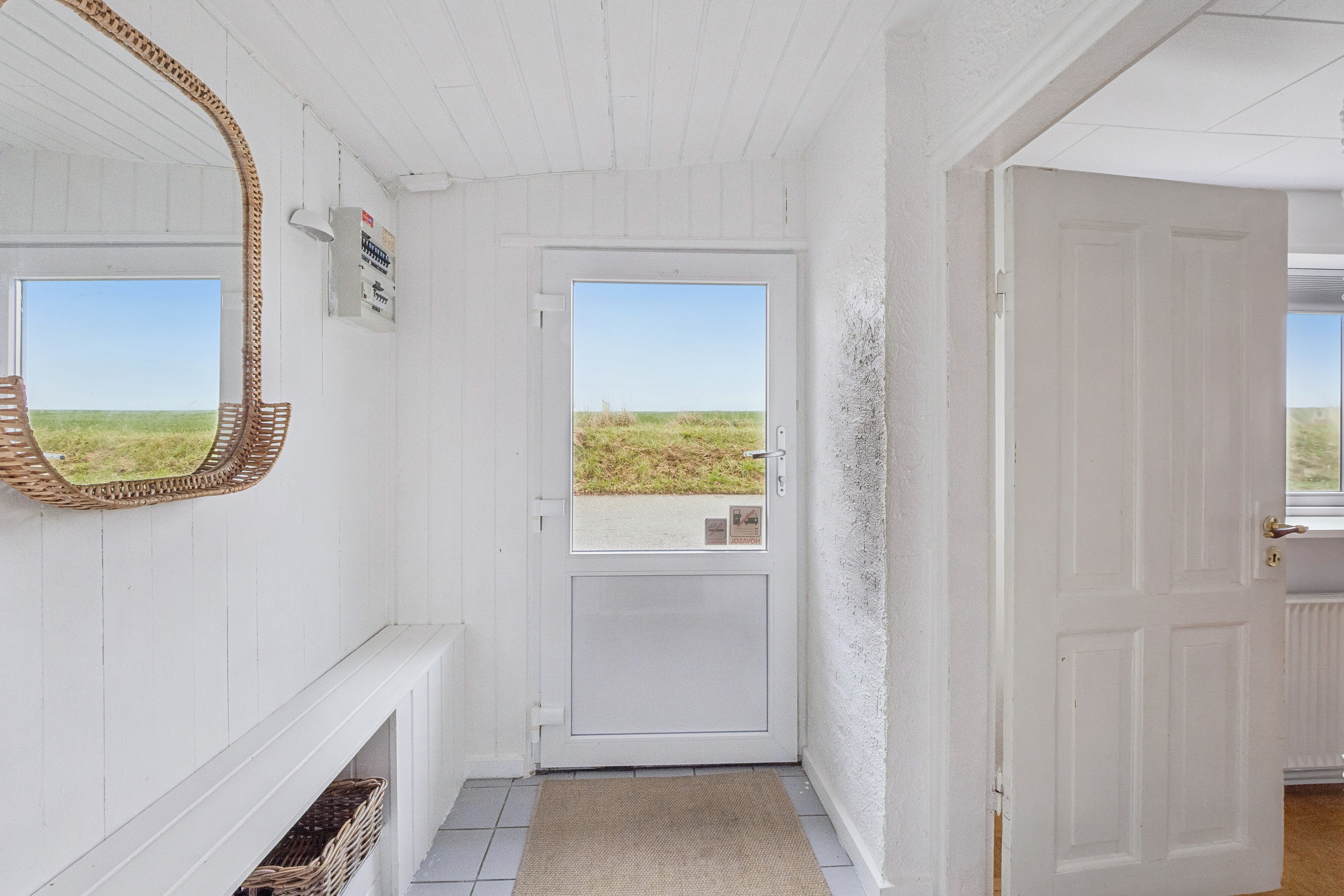 Fremhævet hall billede i fuldskærmstilstand. Billede af Bydamsvej 11, 7752 Snedsted