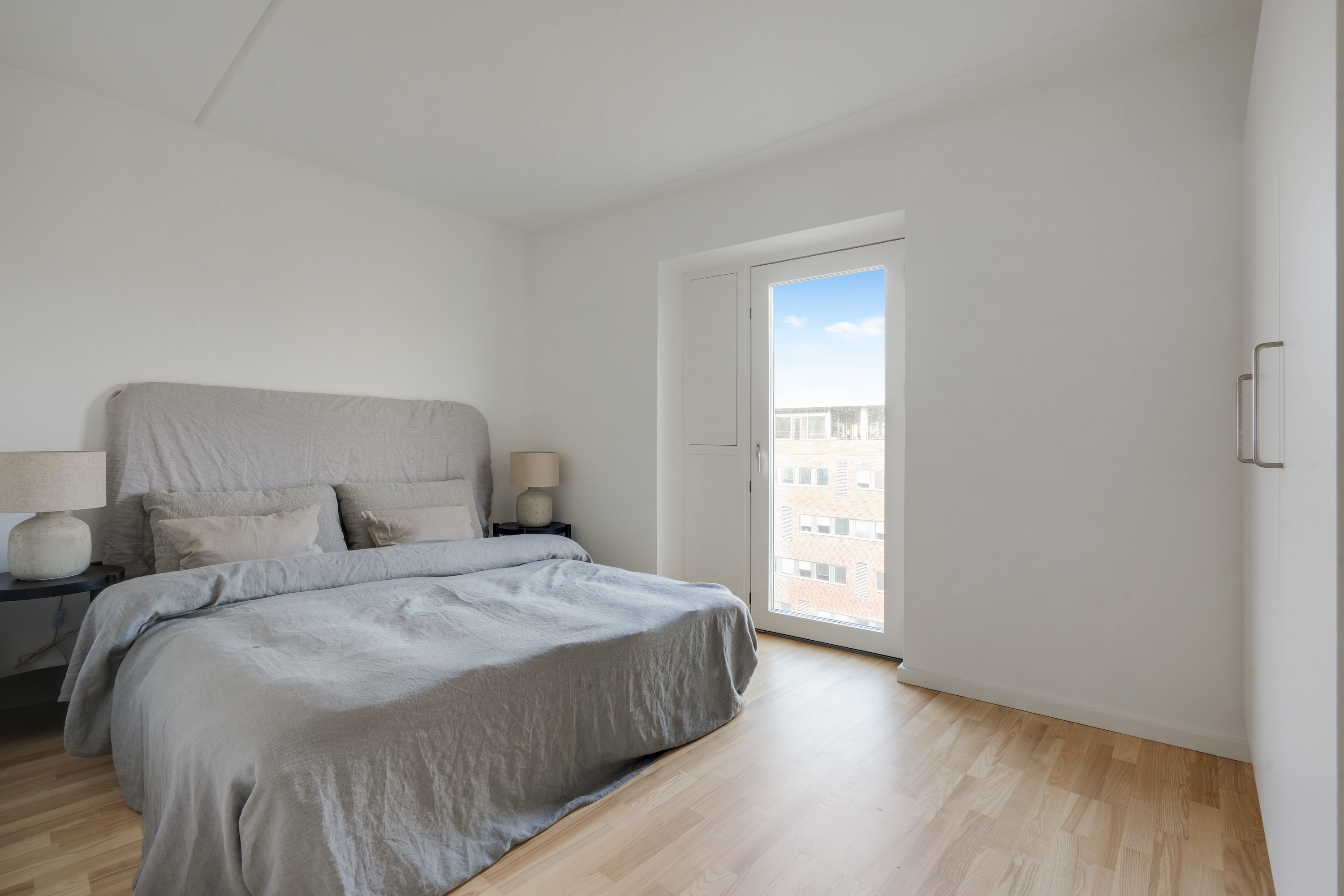 Fremhævet andet billede i fuldskærmstilstand. Billede af Teglholmsgade 12E, 5. mf., 2450 København SV