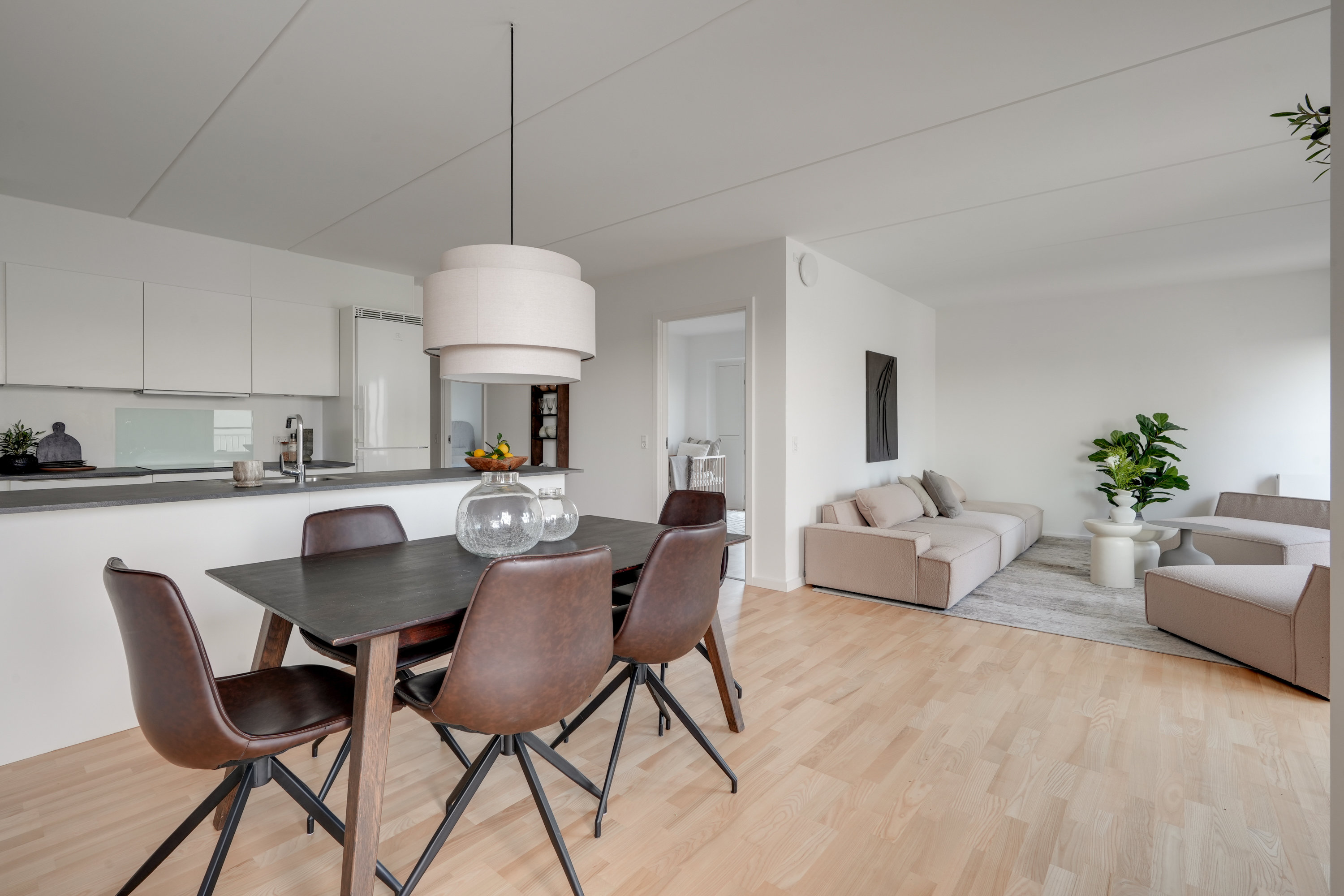 Fremhævet andet billede i fuldskærmstilstand. Billede af Teglholmsgade 12E, 5. mf., 2450 København SV