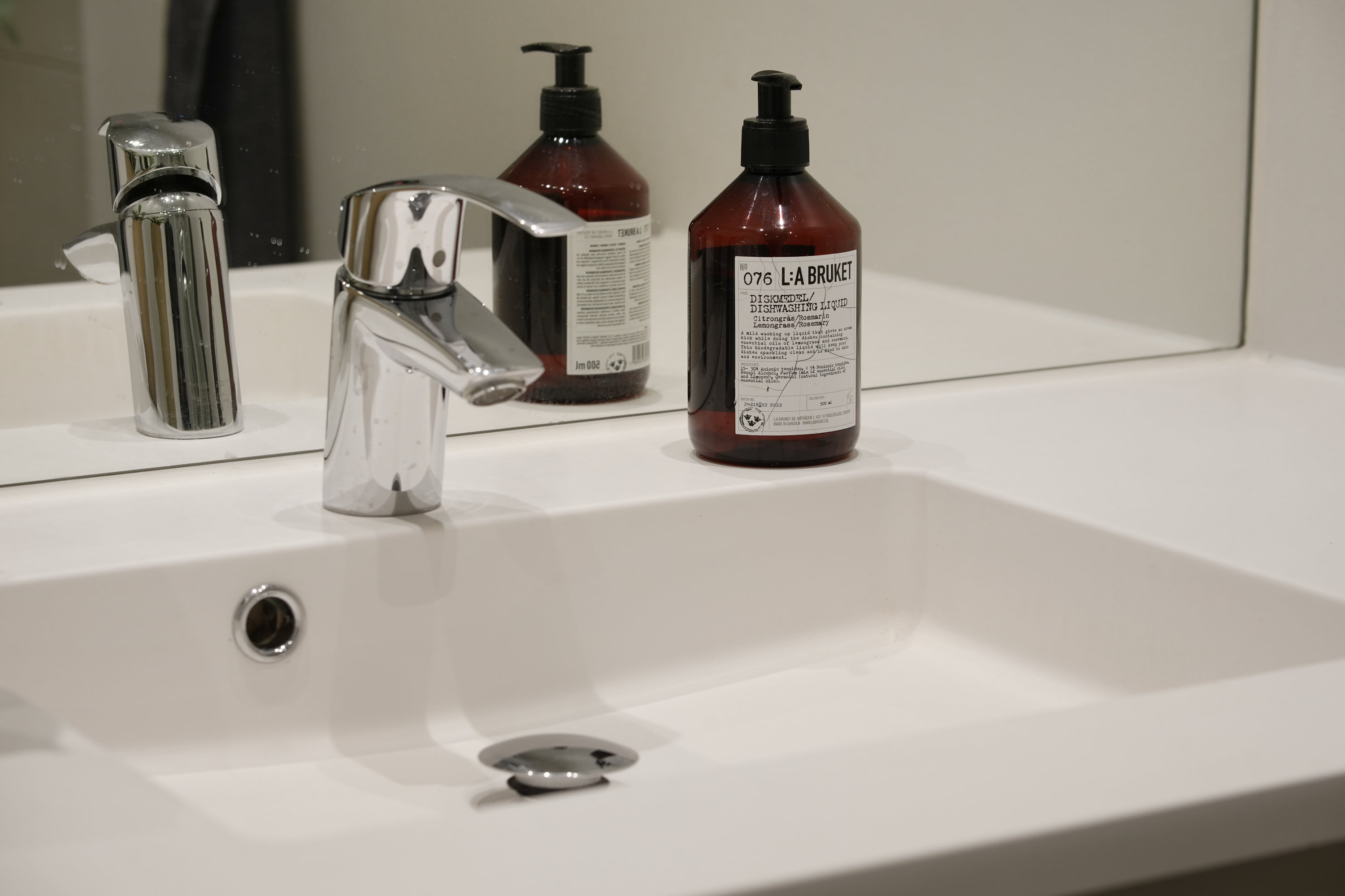 Fremhævet andet billede i fuldskærmstilstand. Billede af Teglholmsgade 12E, 5. mf., 2450 København SV