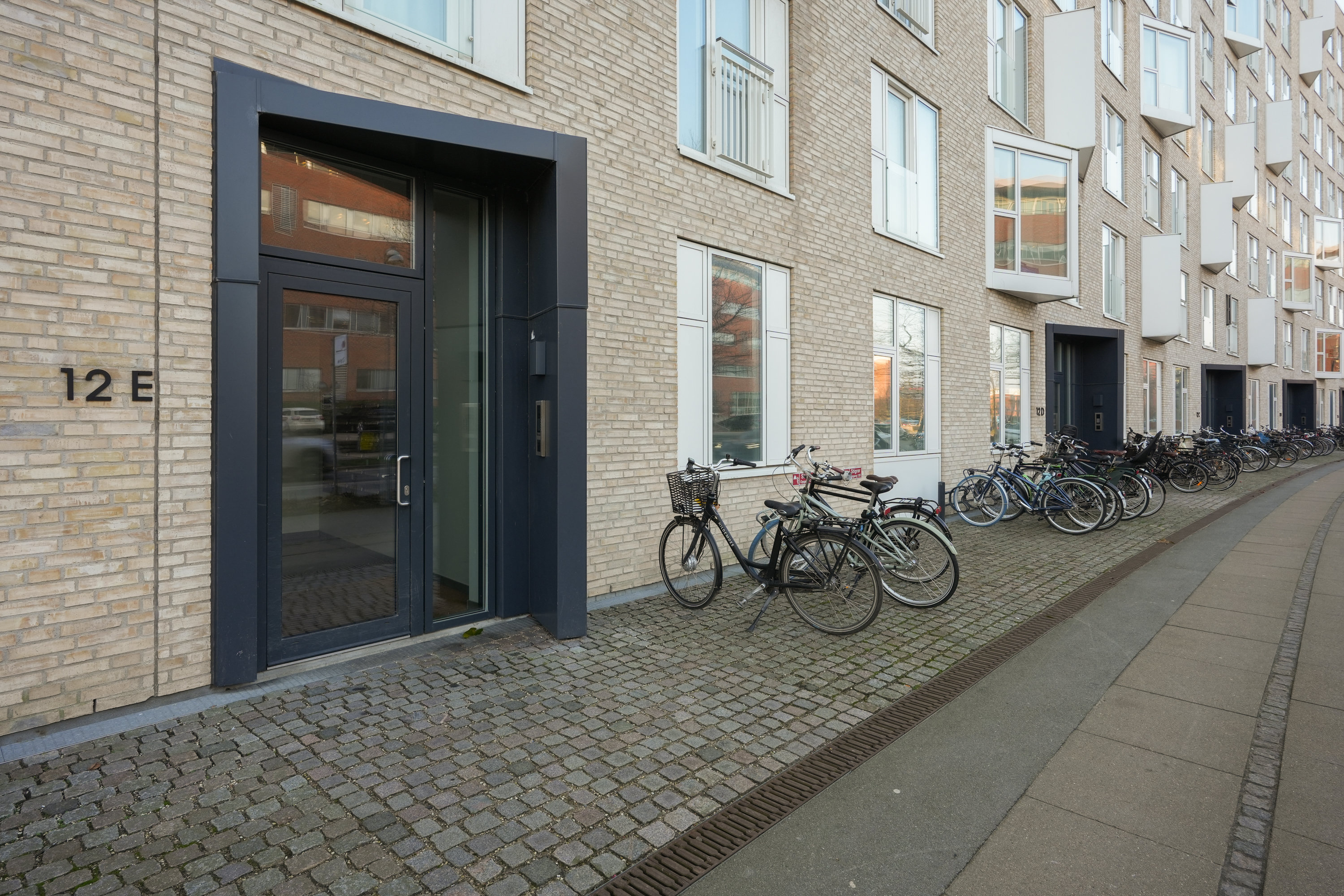 Fremhævet andet billede i fuldskærmstilstand. Billede af Teglholmsgade 12E, 5. mf., 2450 København SV