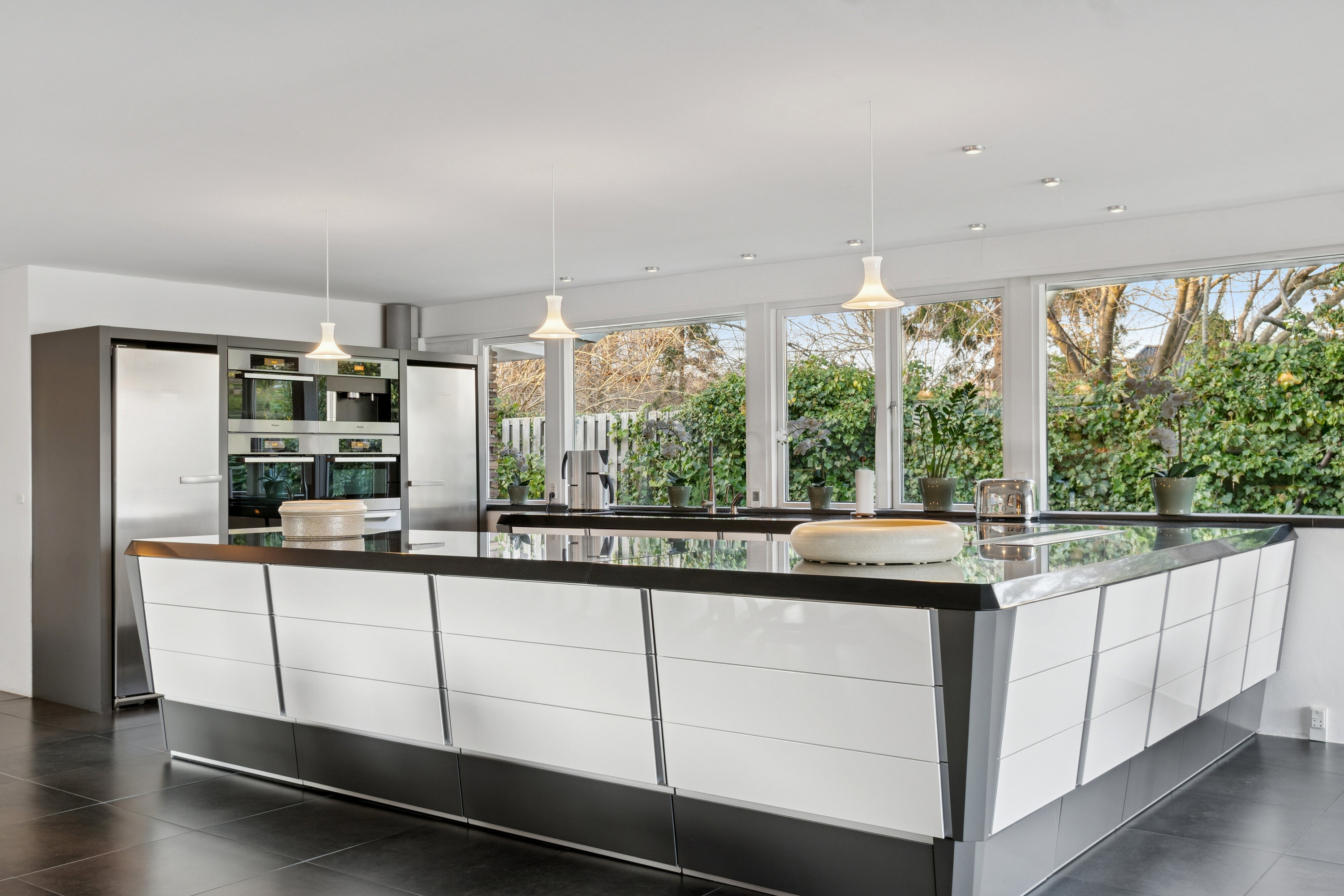 Fremhævet køkken billede i fuldskærmstilstand. Billede af Rungsted Strandvej 81, 2960 Rungsted Kyst