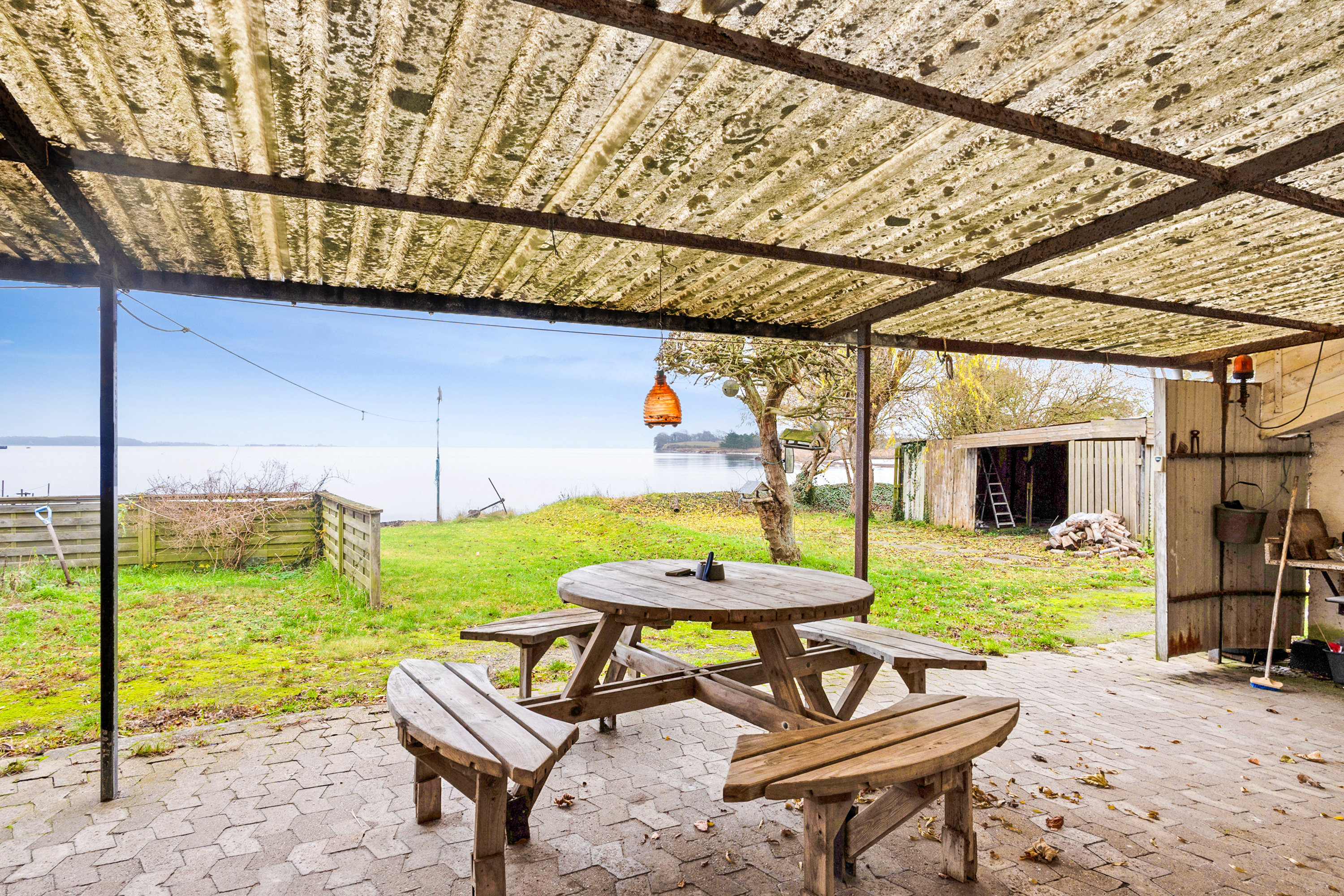 Fremhævet overdækket terrasse billede i fuldskærmstilstand. Billede af Dyrehavevej 105, 5800 Nyborg