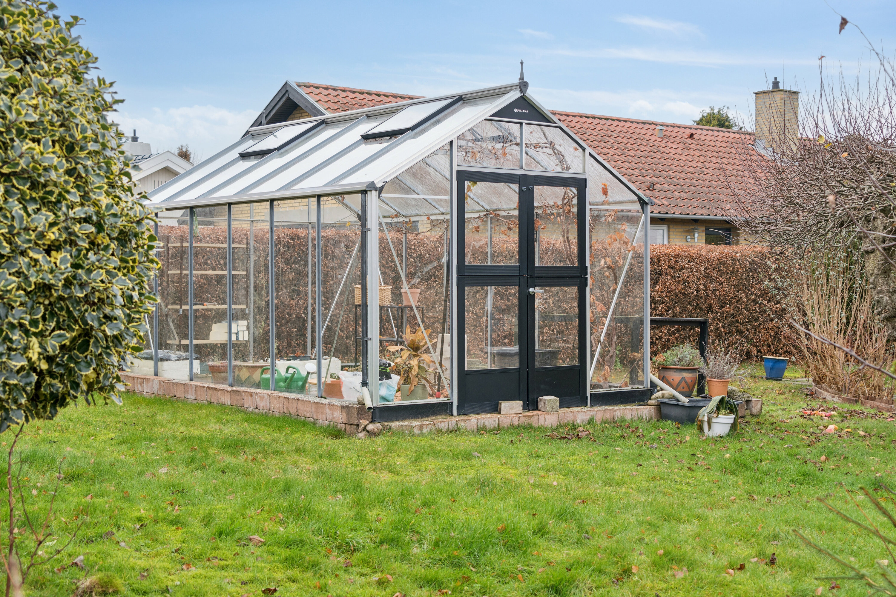 Fremhævet udestue billede i fuldskærmstilstand. Billede af Syrenvej 12B, 2970 Hørsholm