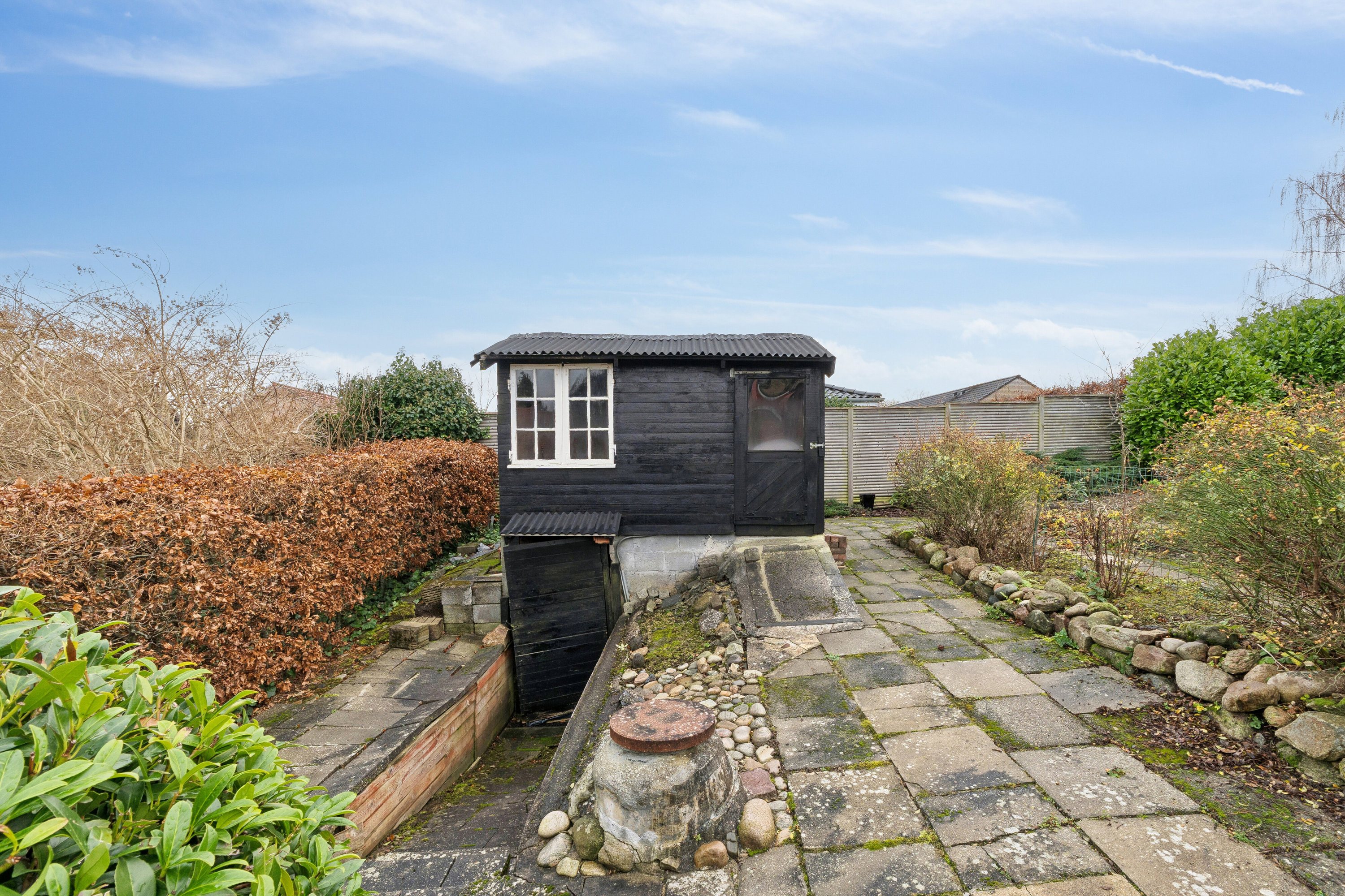 Fremhævet udendørs billede i fuldskærmstilstand. Billede af Syrenvej 12B, 2970 Hørsholm