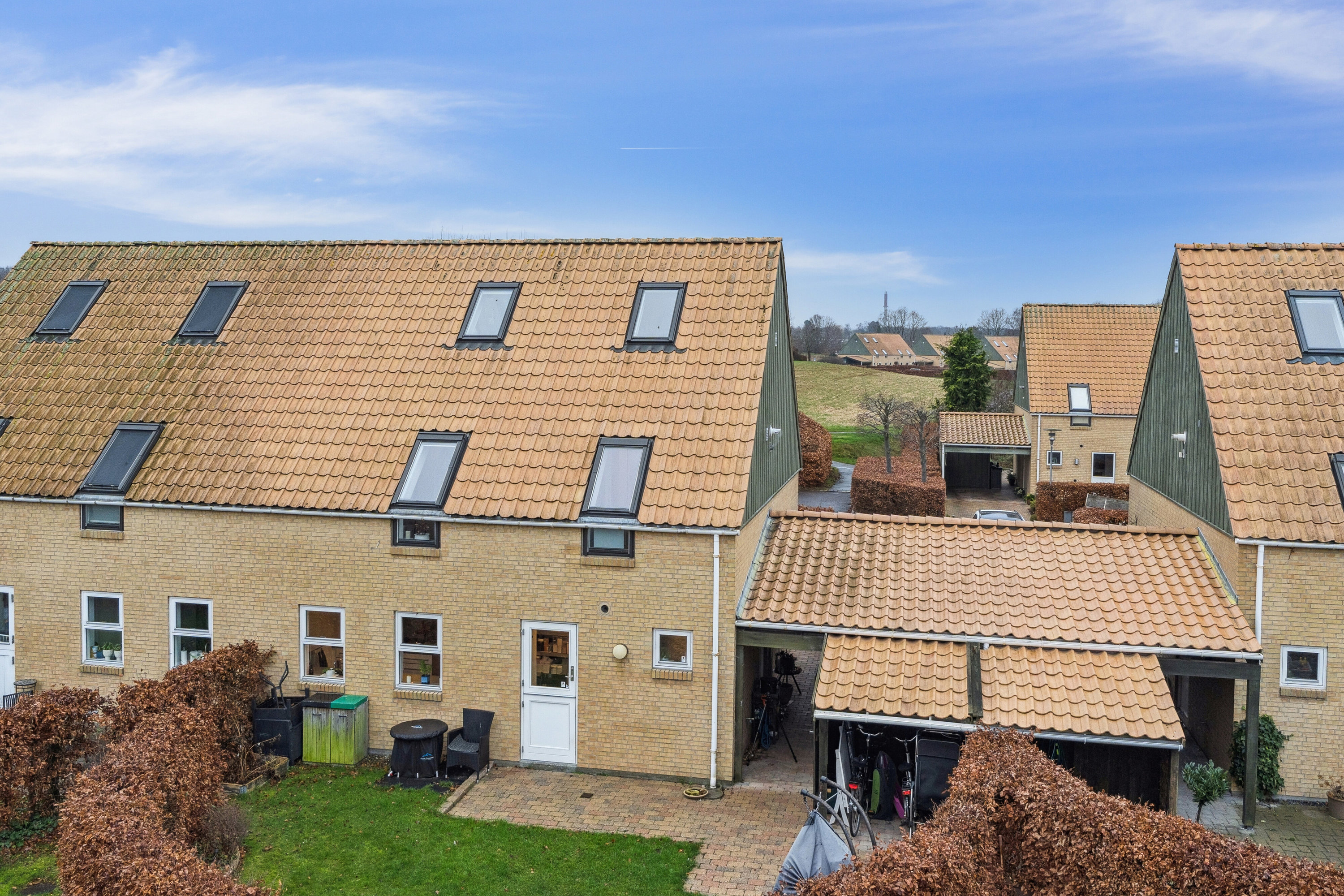 Fremhævet luftfoto billede i fuldskærmstilstand. Billede af Mikkelborg Alle 66, 2970 Hørsholm