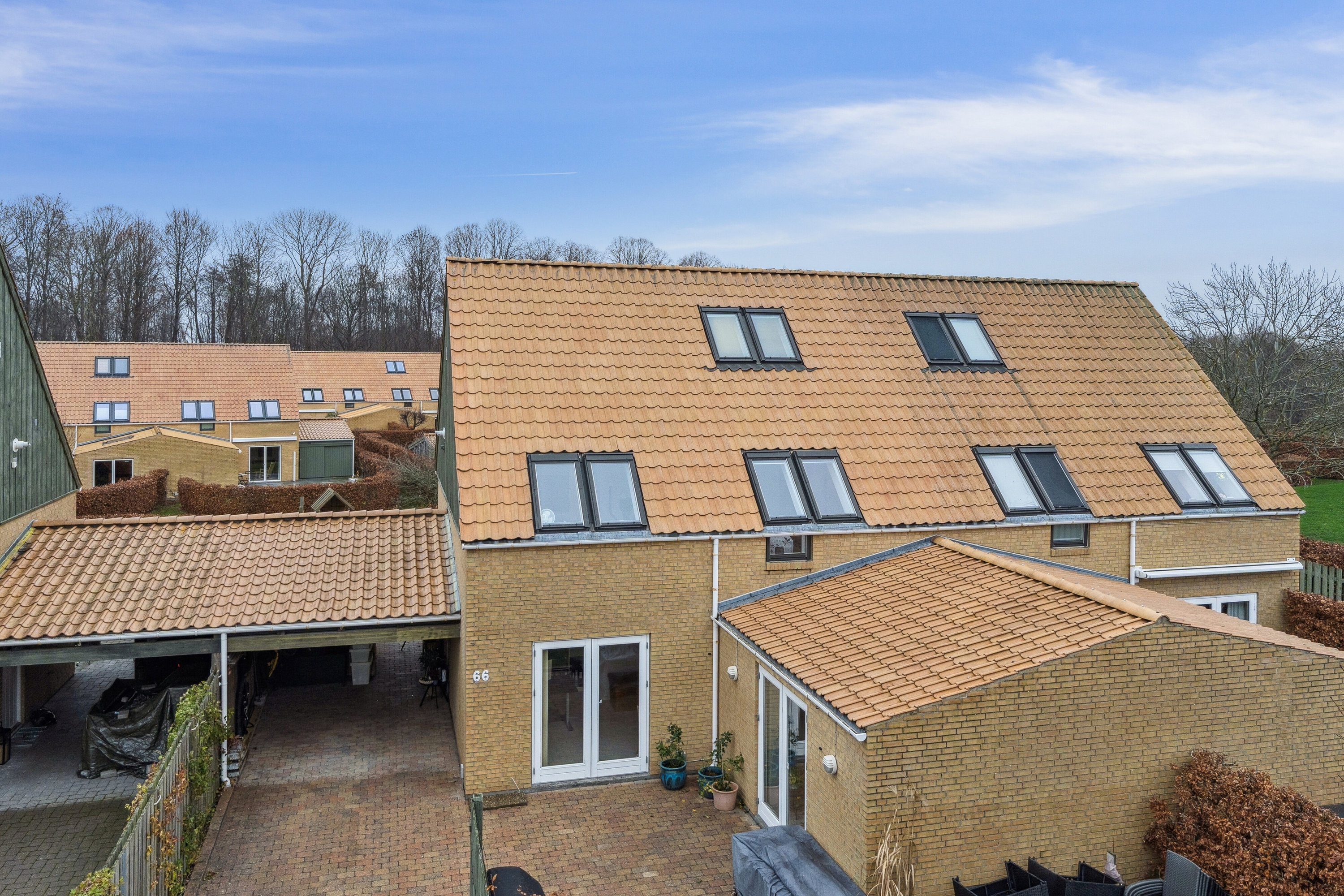 Fremhævet luftfoto billede i fuldskærmstilstand. Billede af Mikkelborg Alle 66, 2970 Hørsholm