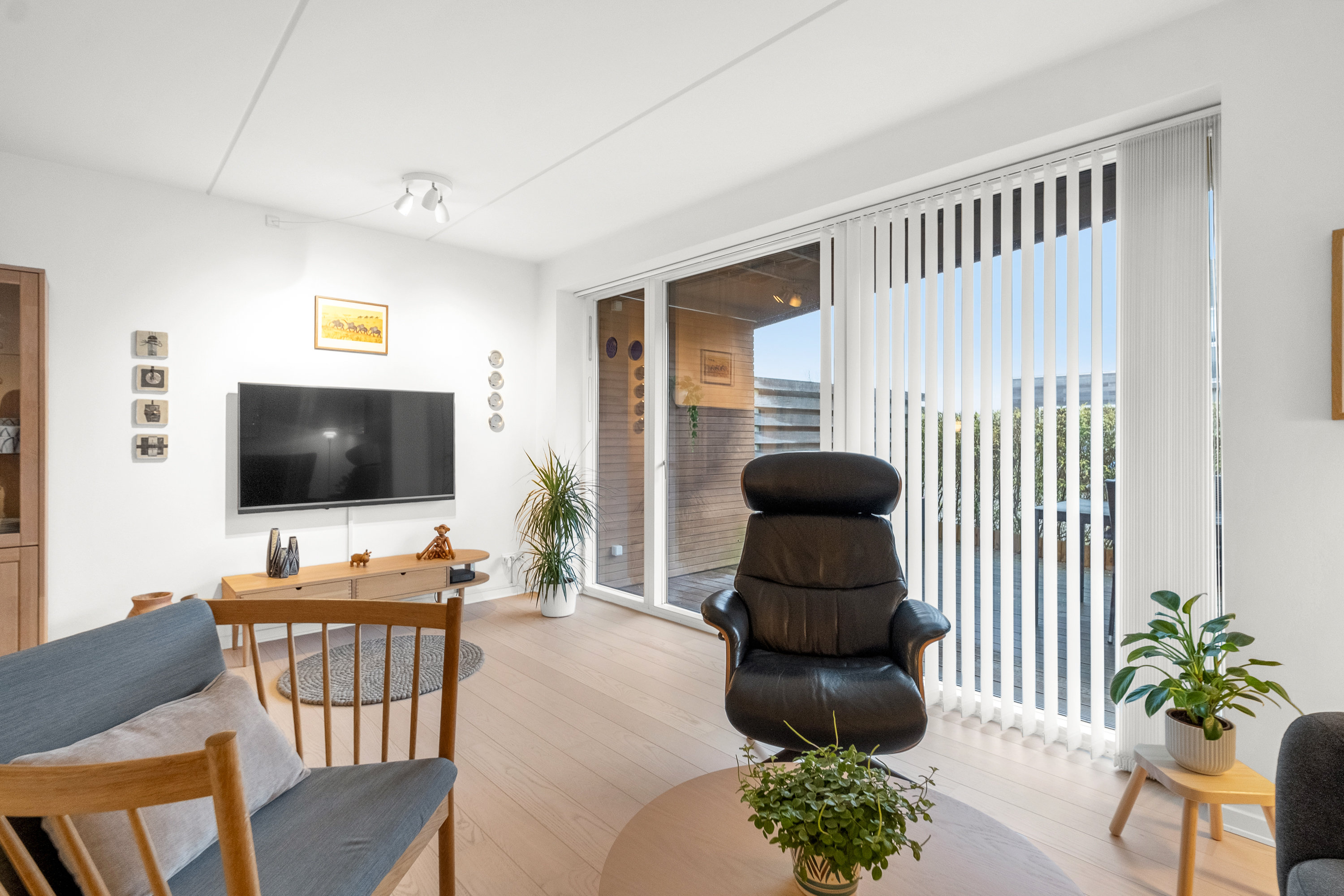 Fremhævet stue billede i fuldskærmstilstand. Billede af Egå Engvej 160, 8250 Egå