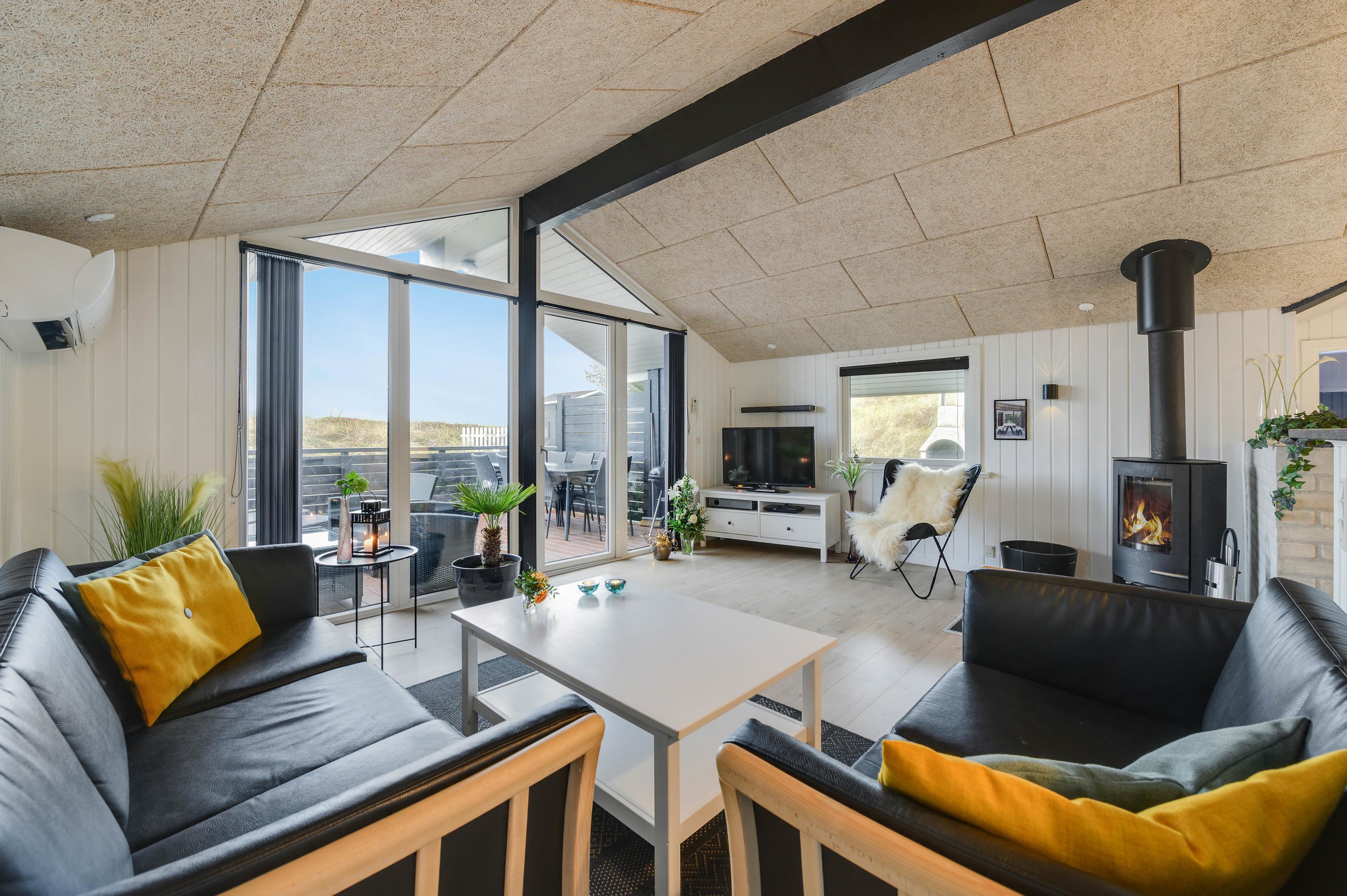 Fremhævet  billede i fuldskærmstilstand. Billede af Baunebjergvej 15, Haurvig, 6960 Hvide Sande