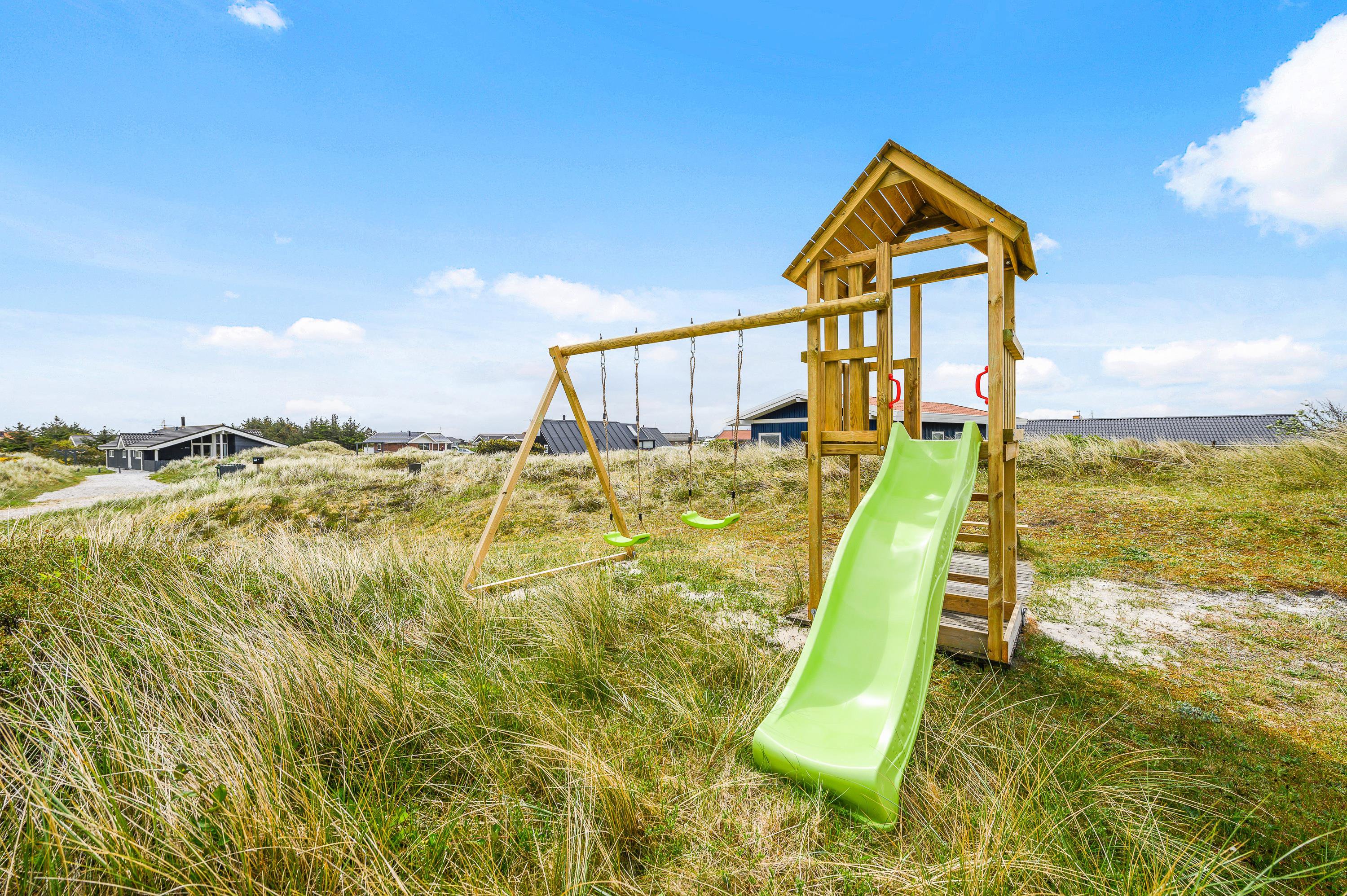 Fremhævet  billede i fuldskærmstilstand. Billede af Baunebjergvej 15, Haurvig, 6960 Hvide Sande