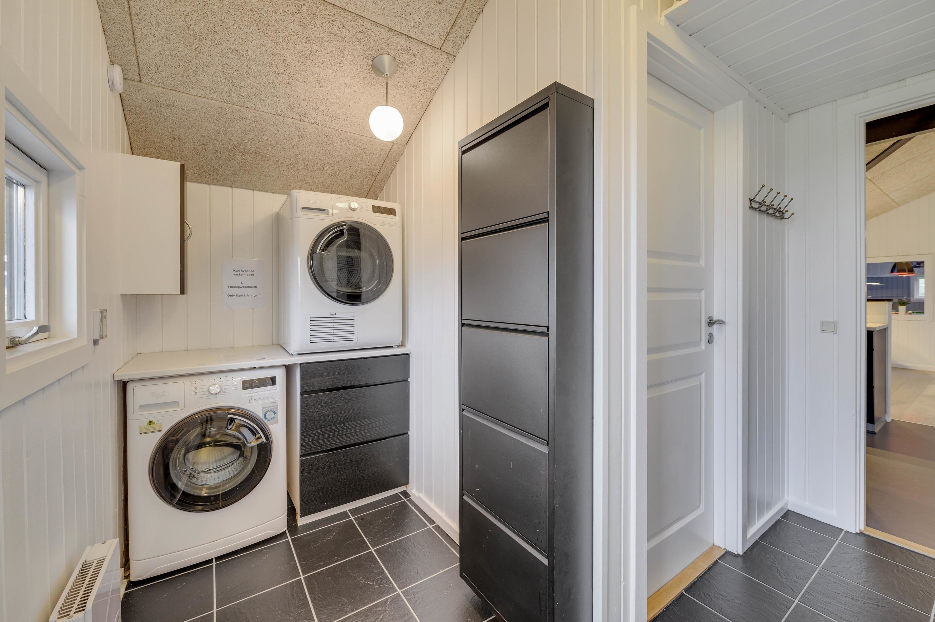 Fremhævet  billede i fuldskærmstilstand. Billede af Baunebjergvej 15, Haurvig, 6960 Hvide Sande