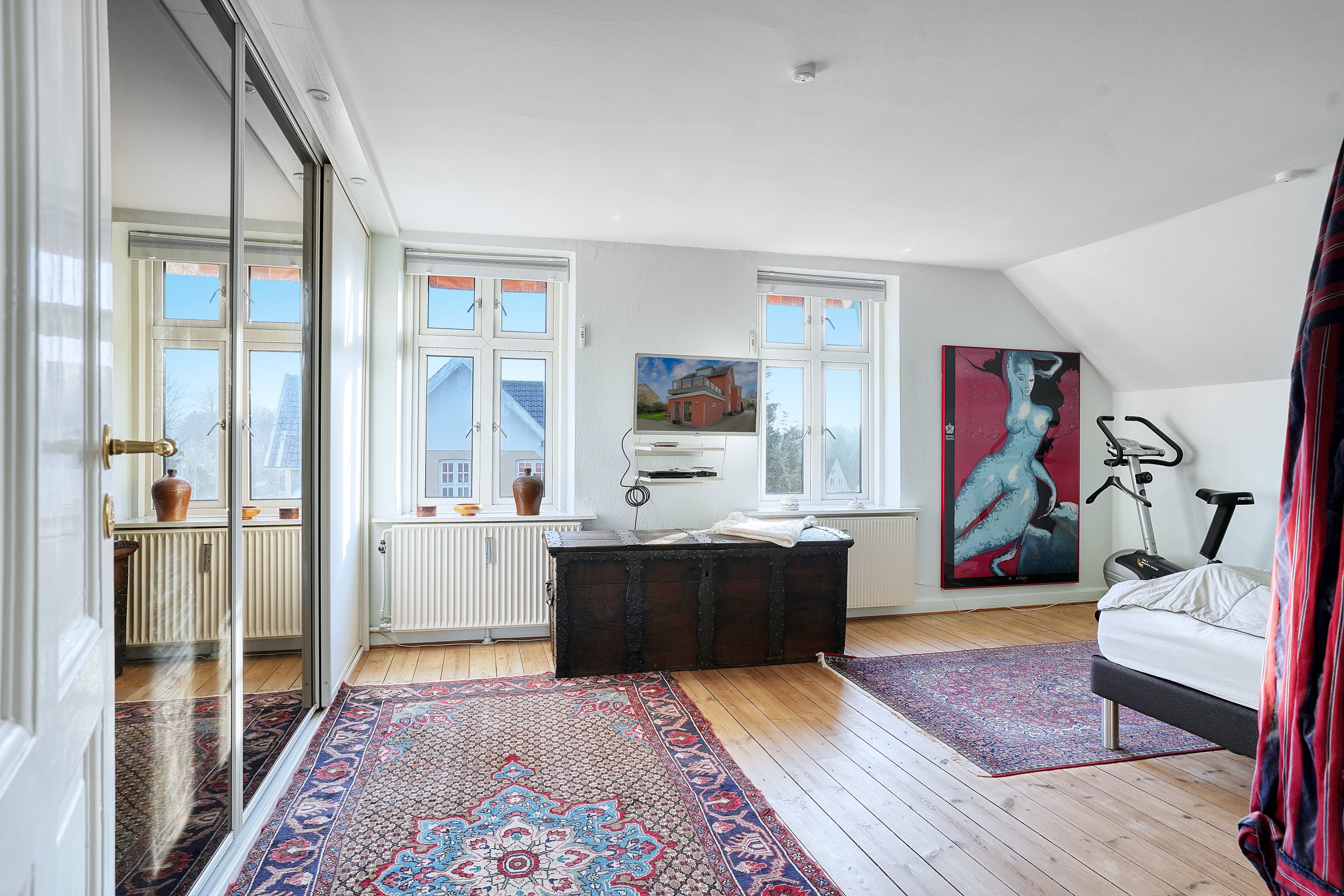 Fremhævet værelse billede i fuldskærmstilstand. Billede af Københavnsvej 37, 3400 Hillerød