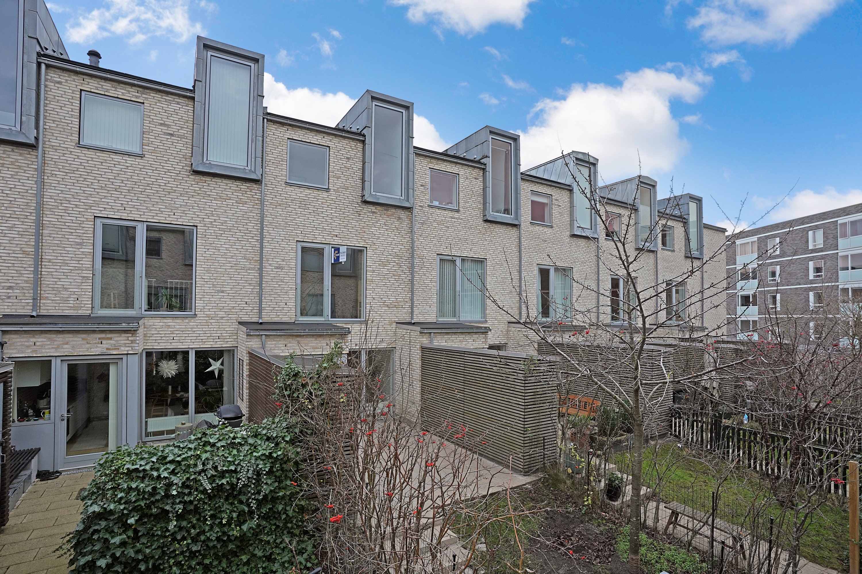 Fremhævet ejendommen billede i fuldskærmstilstand. Billede af Poul Reumerts Vej 9, 2500 Valby