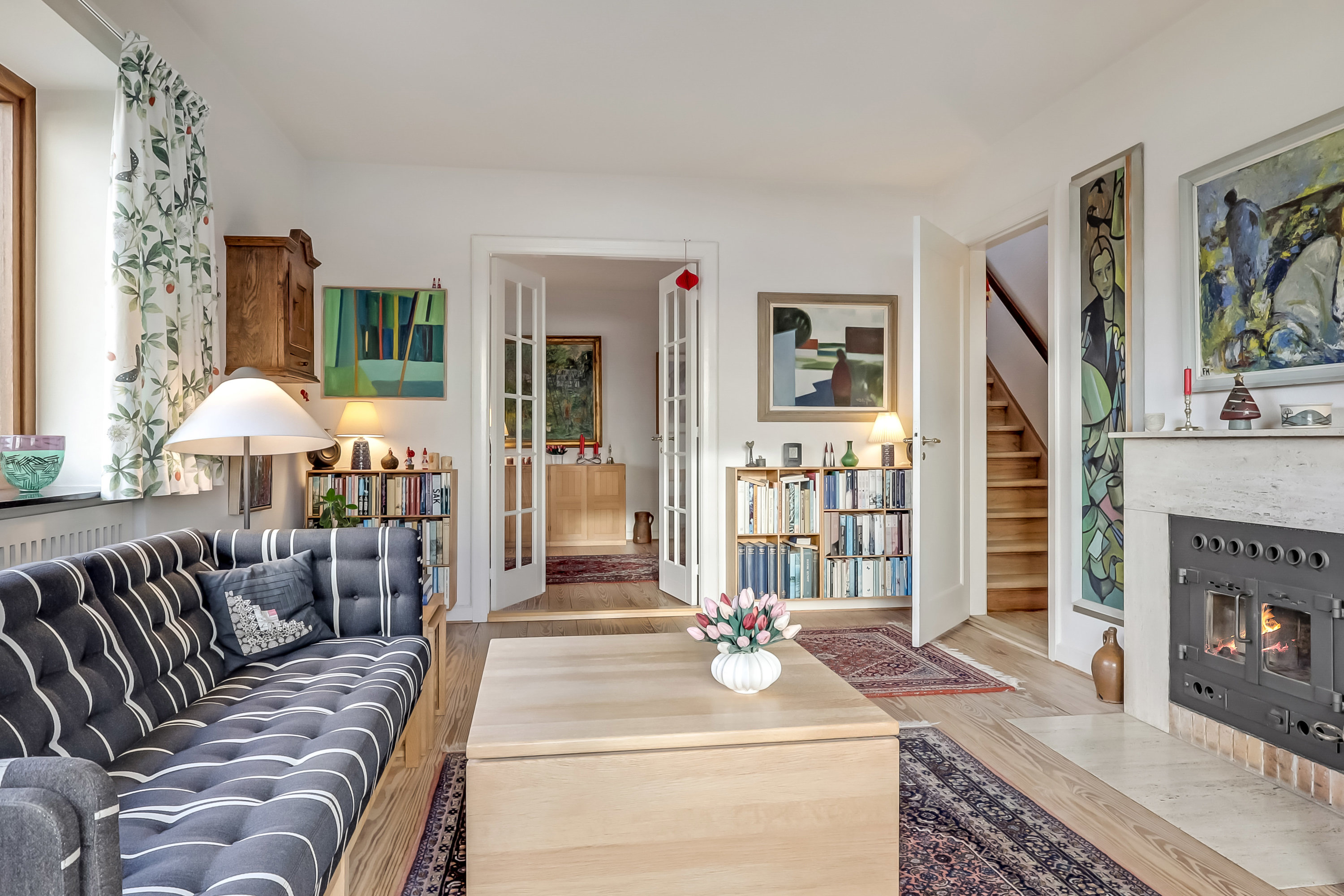 Fremhævet stue billede i fuldskærmstilstand. Billede af Christinedalsvej 1, 5700 Svendborg