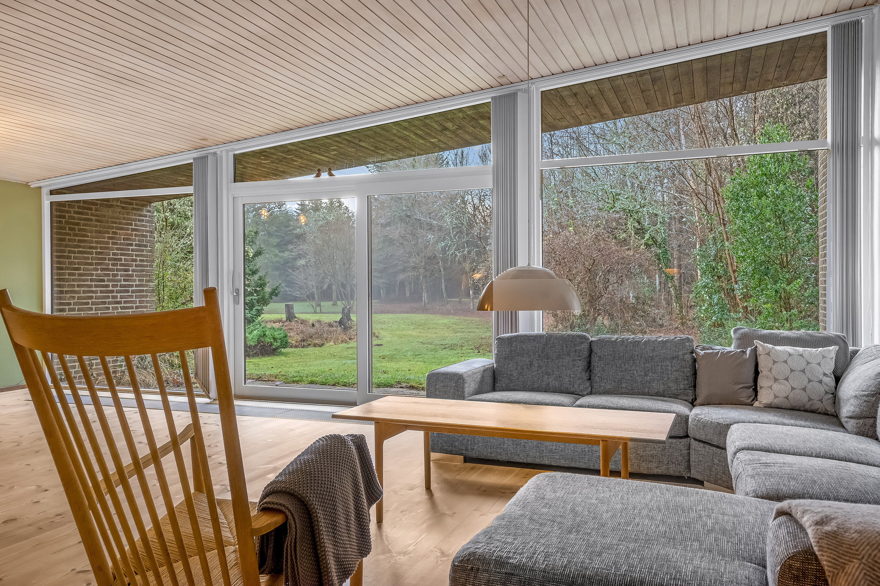 Fremhævet stue billede i fuldskærmstilstand. Billede af Græmvej 3, Husby, 6990 Ulfborg