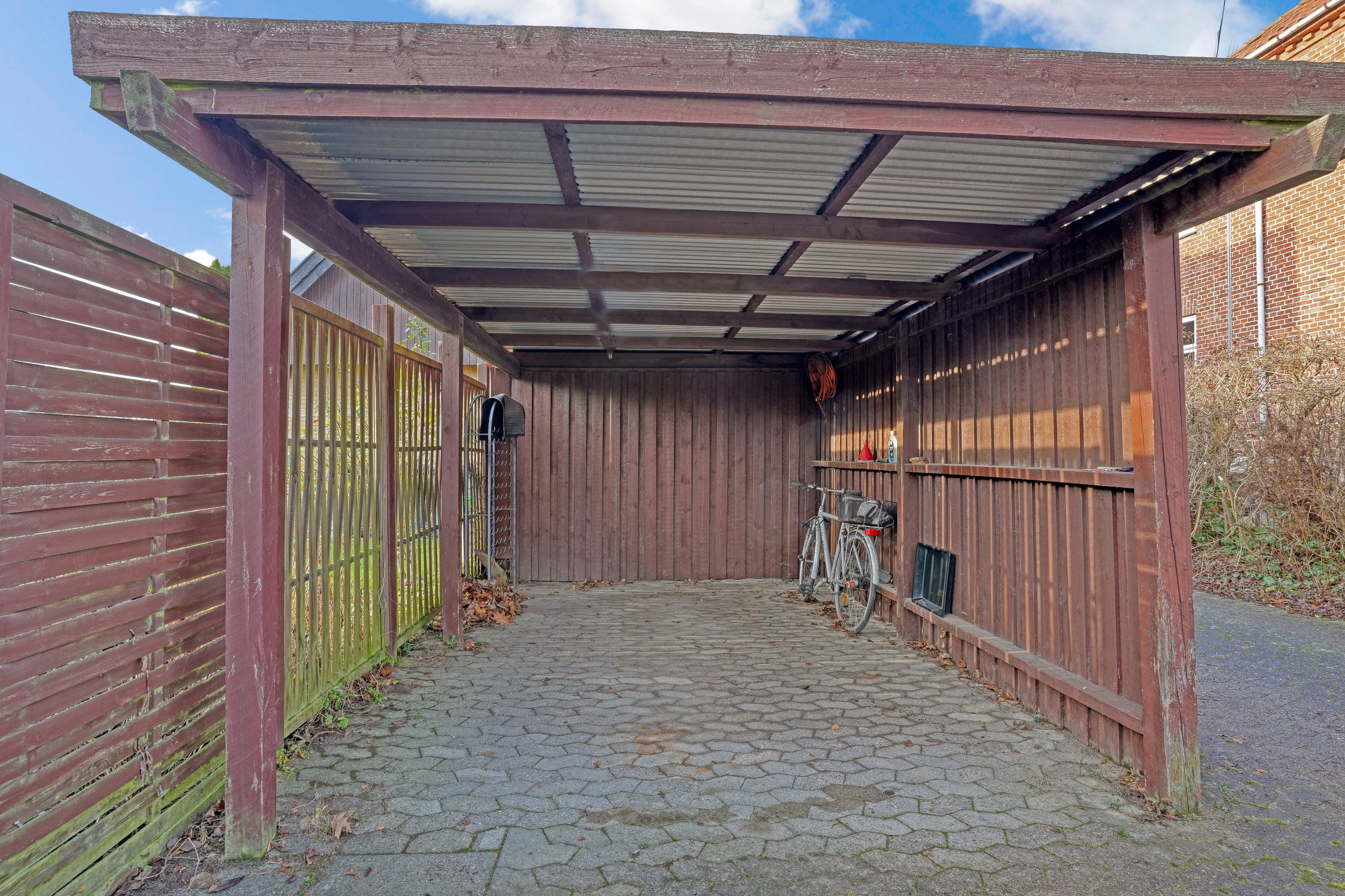 Fremhævet carport billede i fuldskærmstilstand. Billede af Højbovej 24A, 2500 Valby