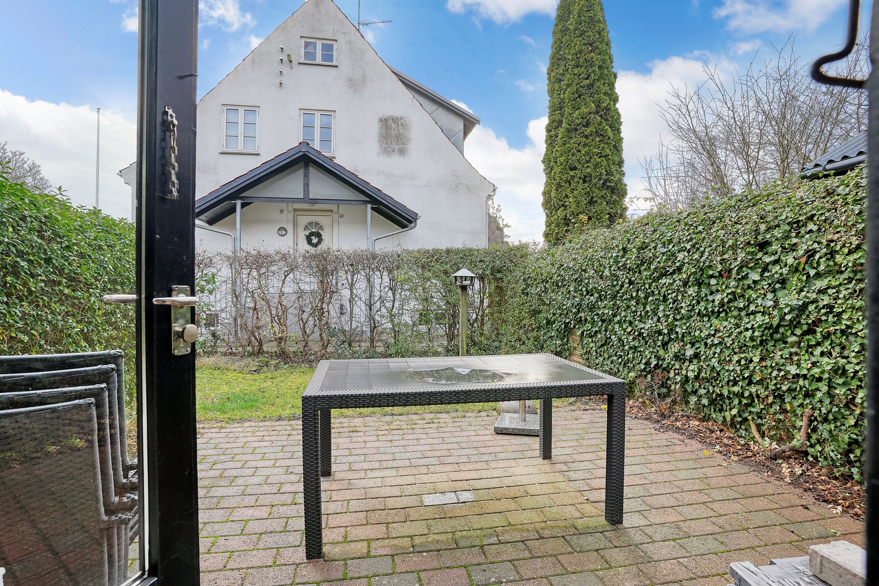 Fremhævet terrasse billede i fuldskærmstilstand. Billede af Højbovej 24A, 2500 Valby