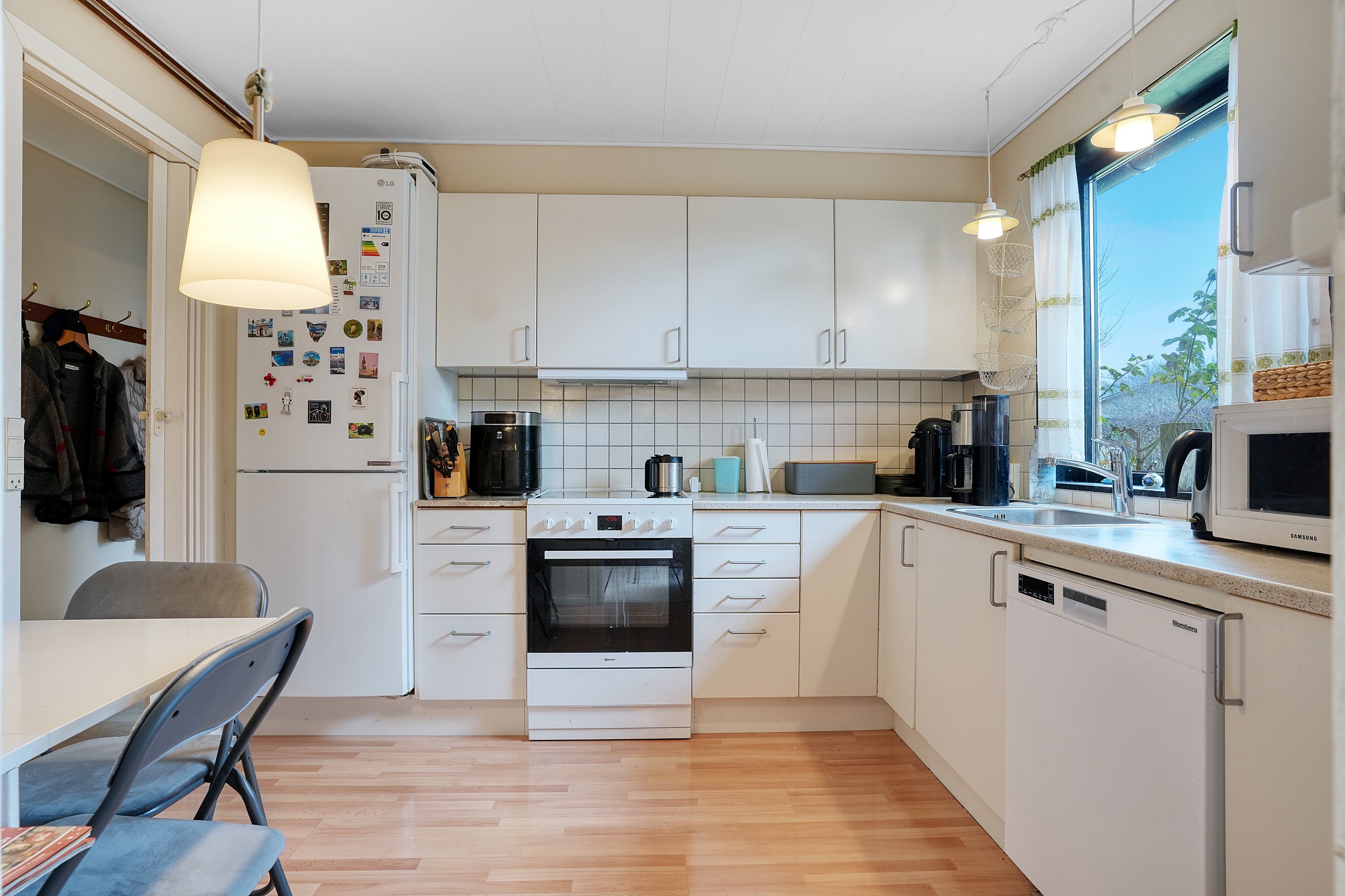 Fremhævet køkken billede i fuldskærmstilstand. Billede af Højbovej 24A, 2500 Valby