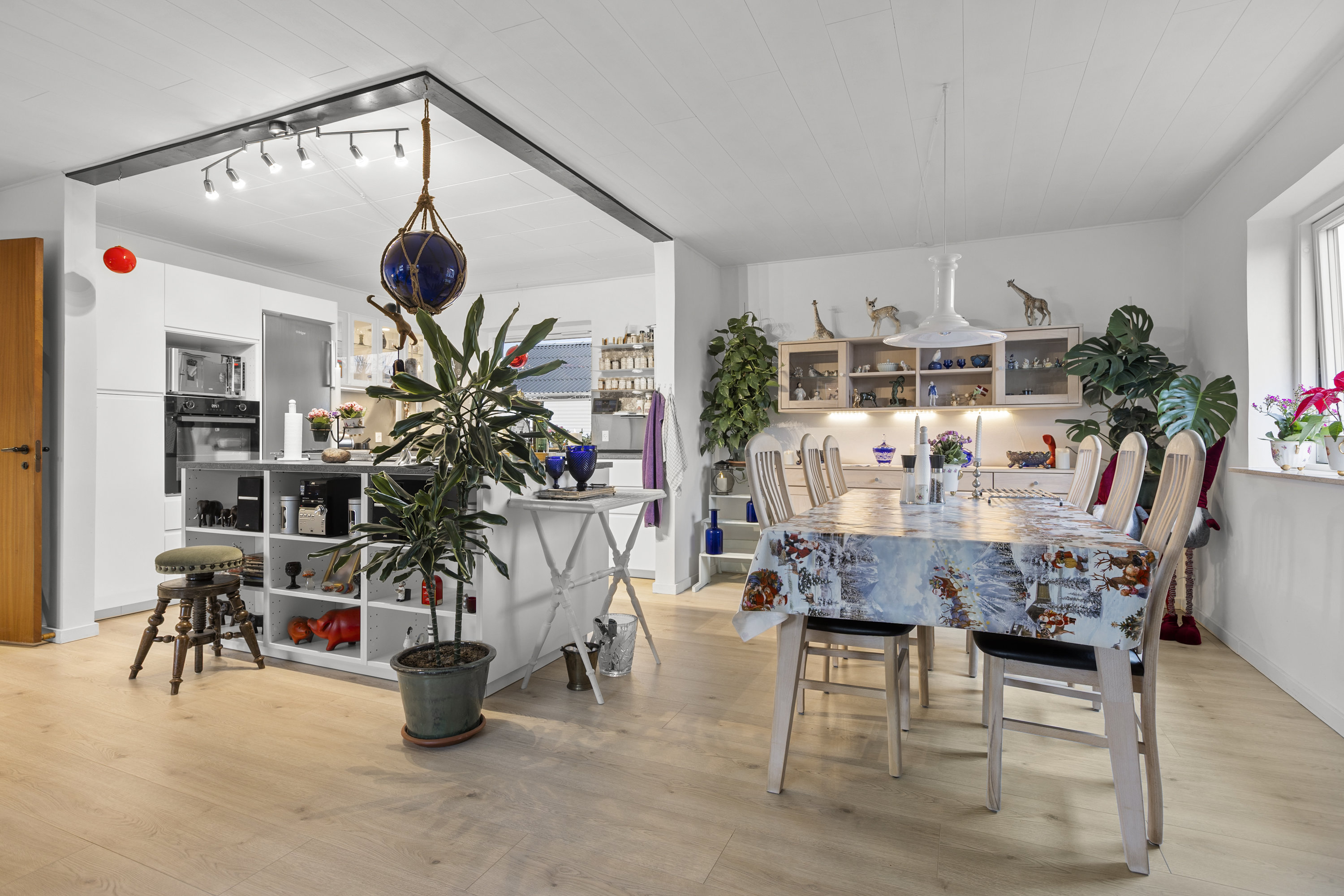 Fremhævet stue billede i fuldskærmstilstand. Billede af Æblevej 3, 4230 Skælskør