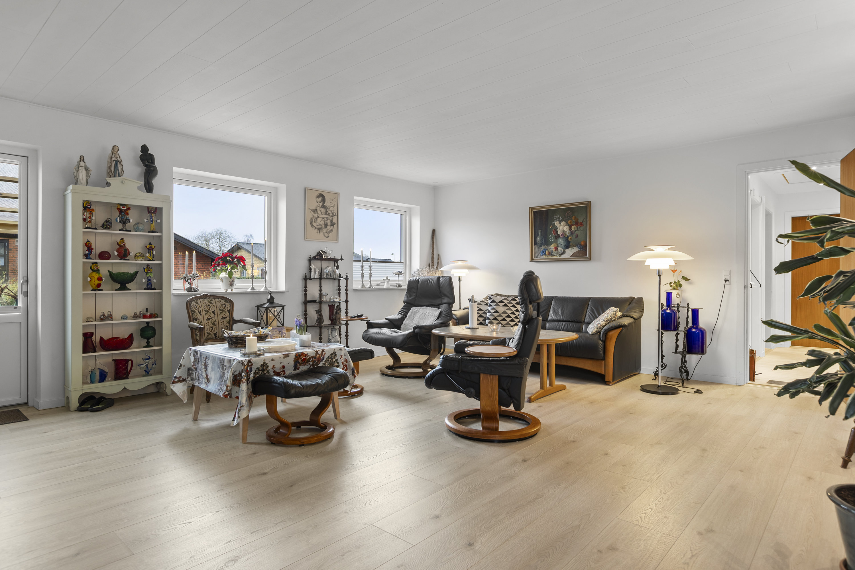 Fremhævet stue billede i fuldskærmstilstand. Billede af Æblevej 3, 4230 Skælskør