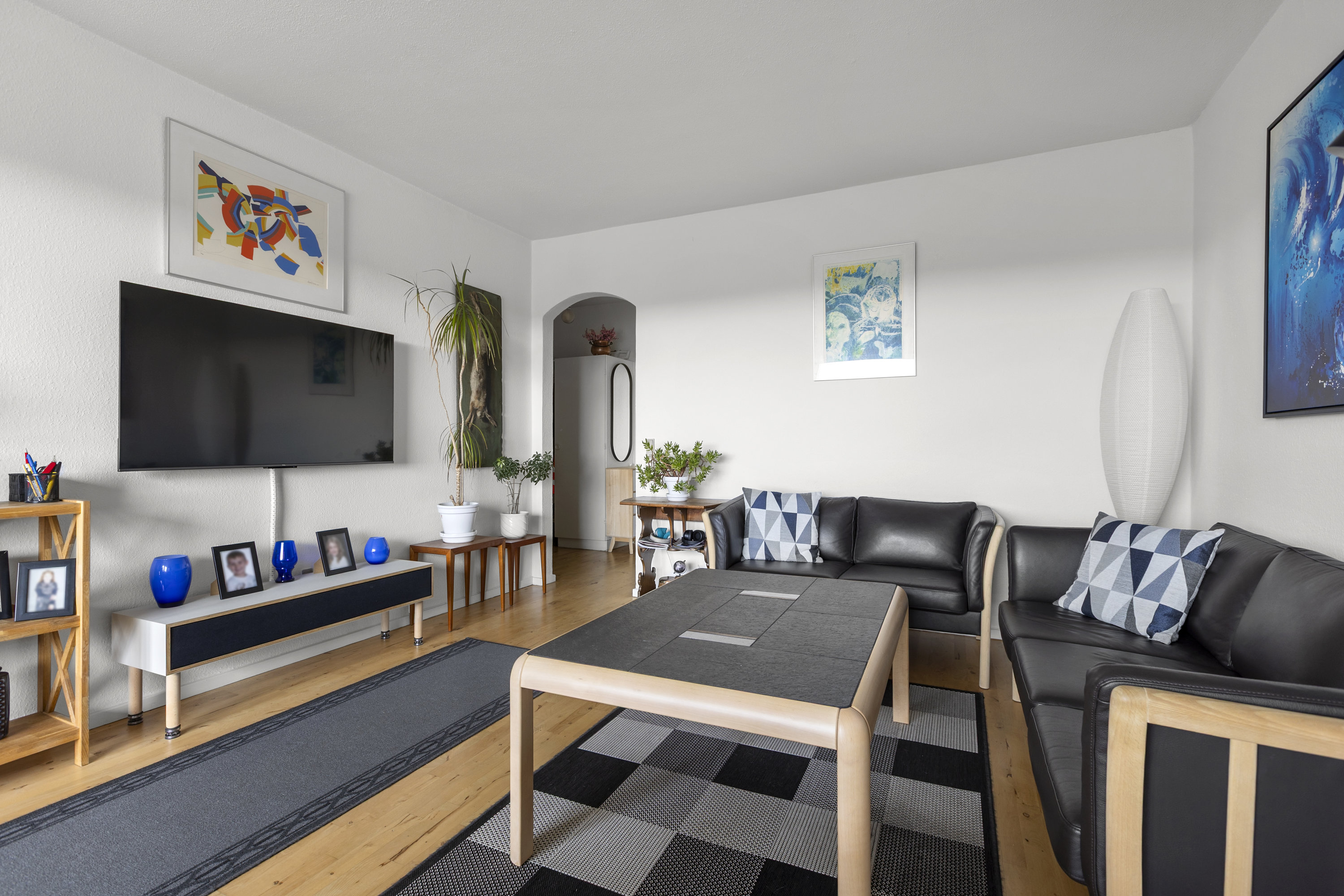 Fremhævet stue billede i fuldskærmstilstand. Billede af Lersøparken 7, 2. tv., 4220 Korsør