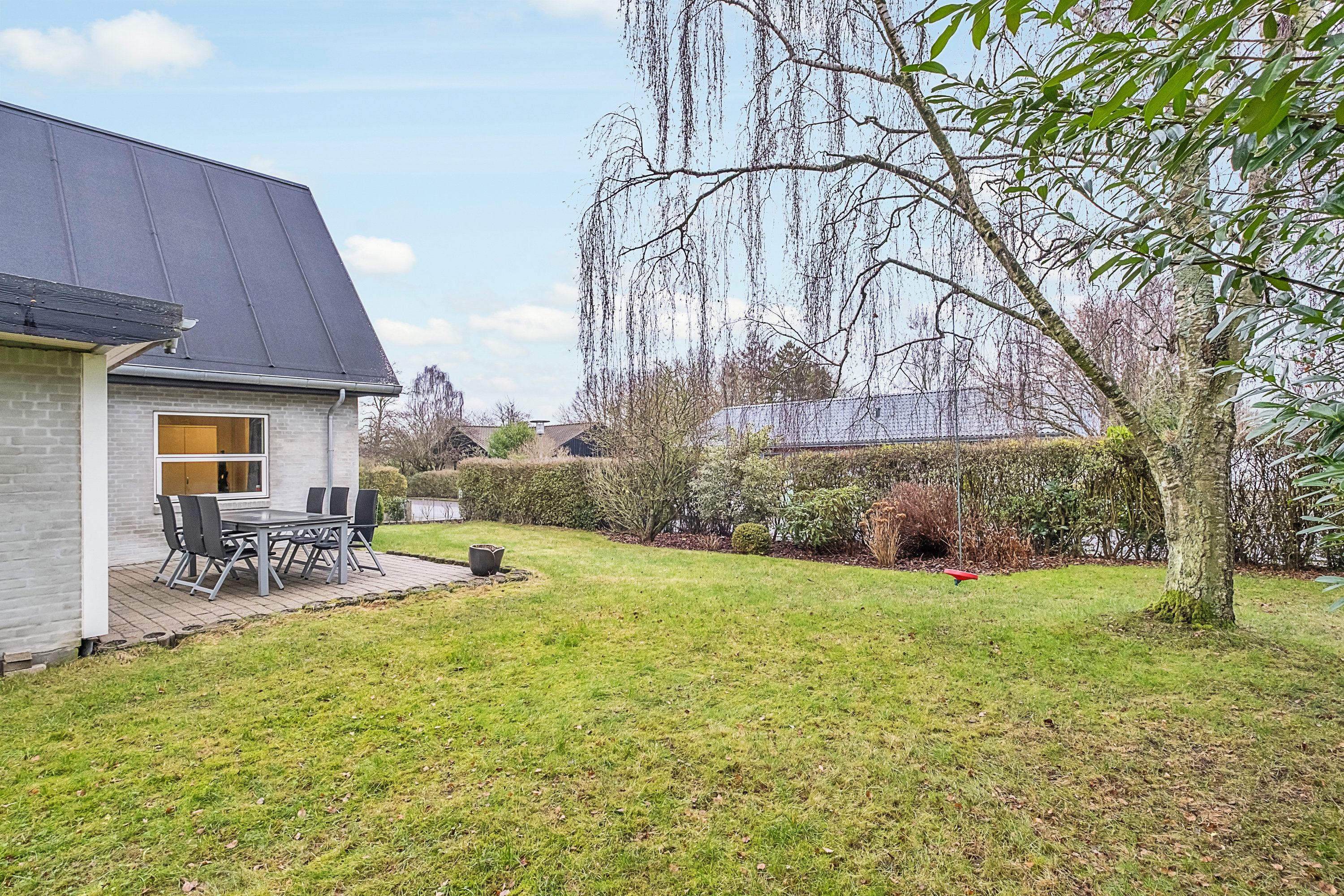 Fremhævet have billede i fuldskærmstilstand. Billede af Hyldehaven 120, 8520 Lystrup