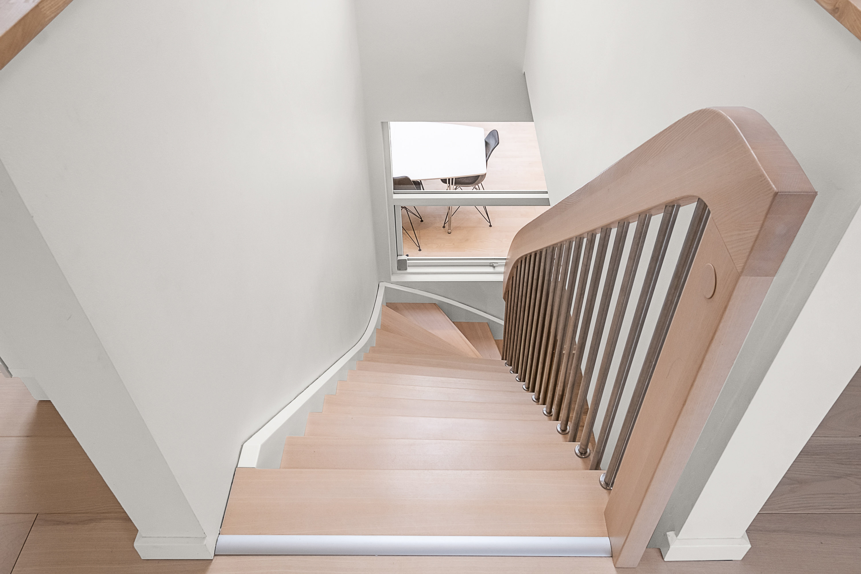 Fremhævet trappe billede i fuldskærmstilstand. Billede af Hyldehaven 120, 8520 Lystrup