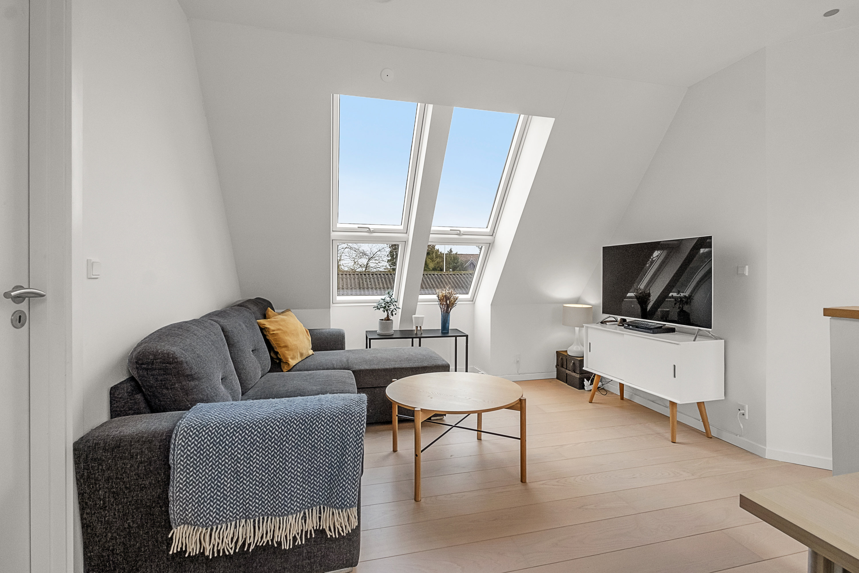 Fremhævet stue billede i fuldskærmstilstand. Billede af Hyldehaven 120, 8520 Lystrup